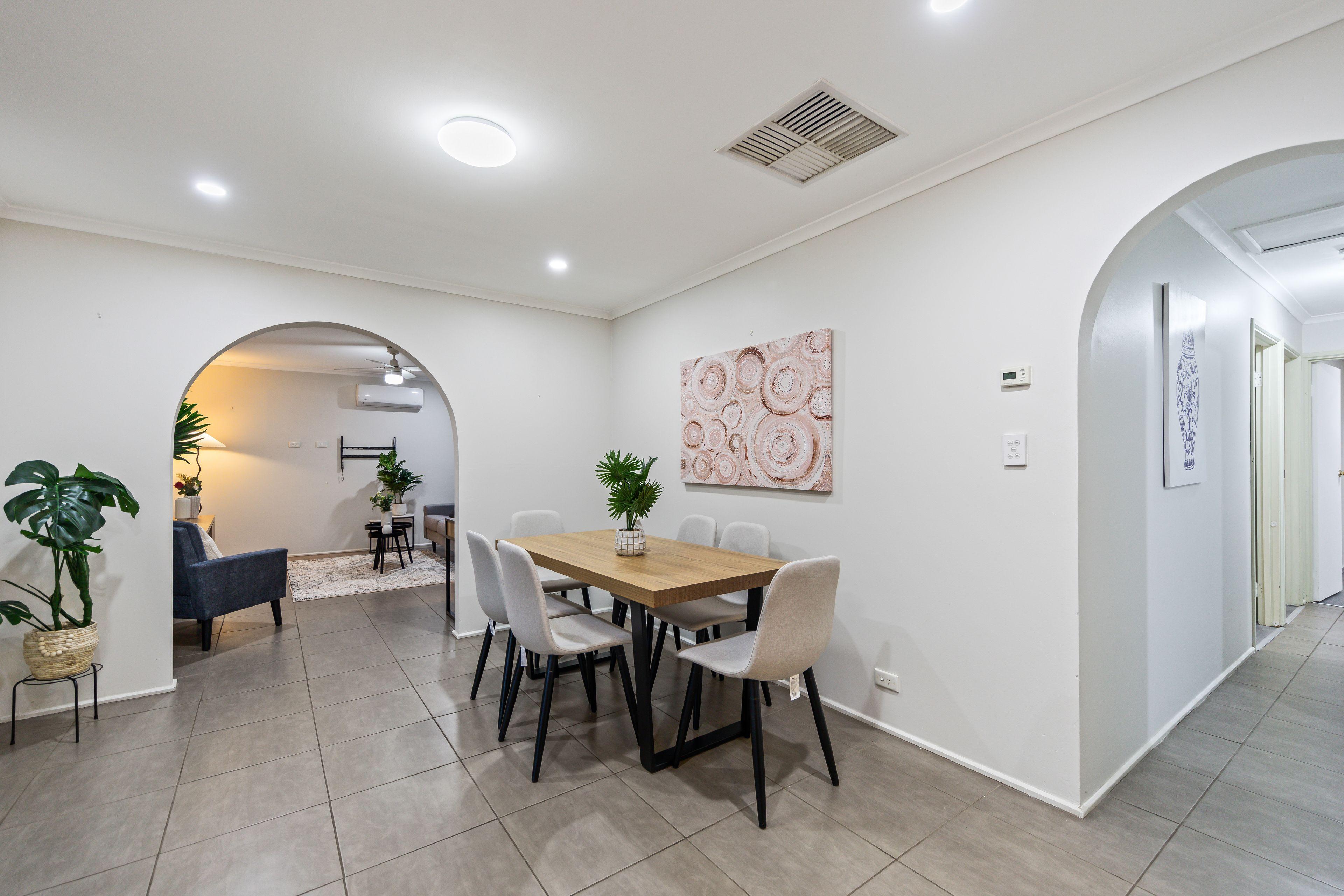 Stylish 3-Bedroom Home with Entertainer's Pergola