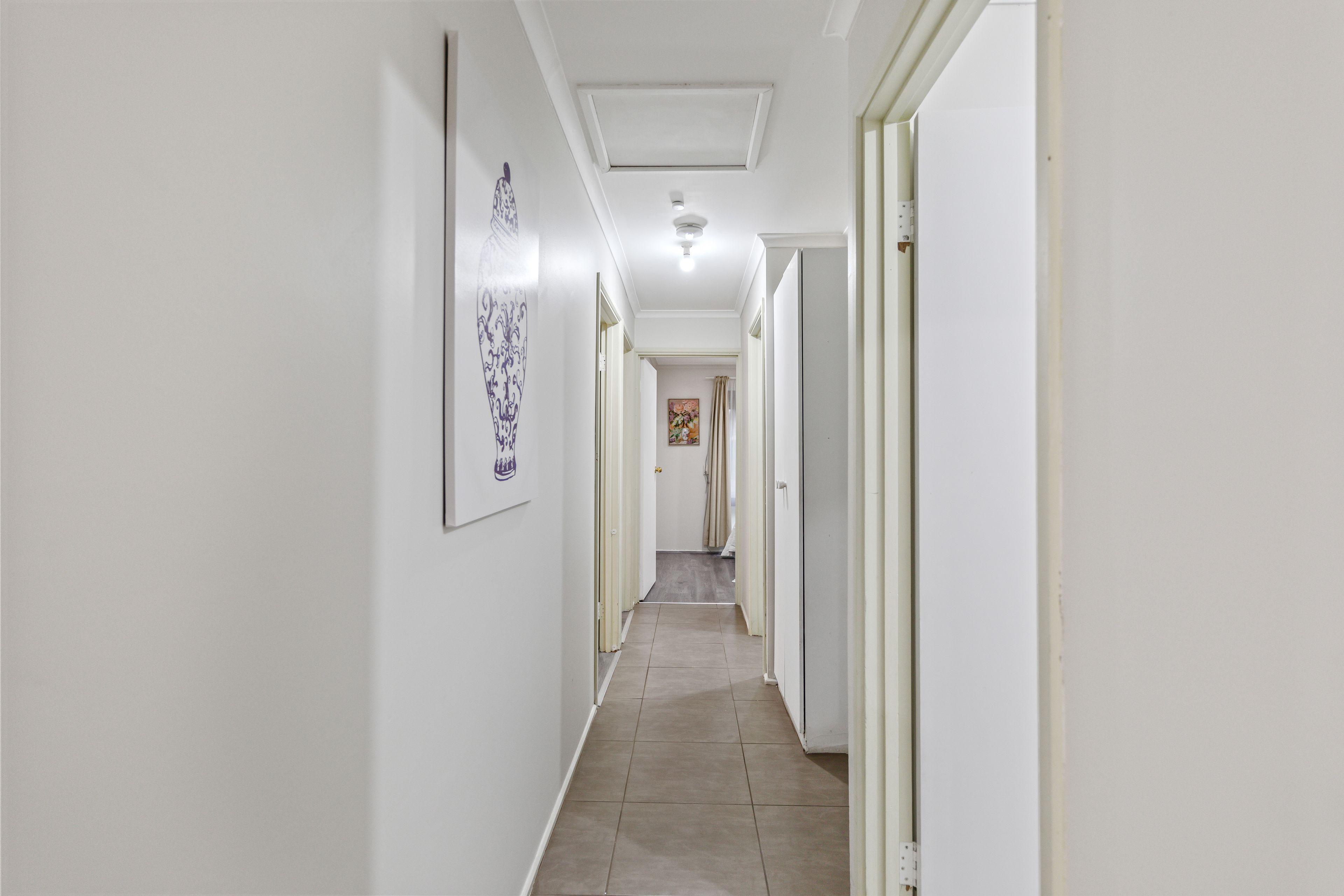 Stylish 3-Bedroom Home with Entertainer's Pergola