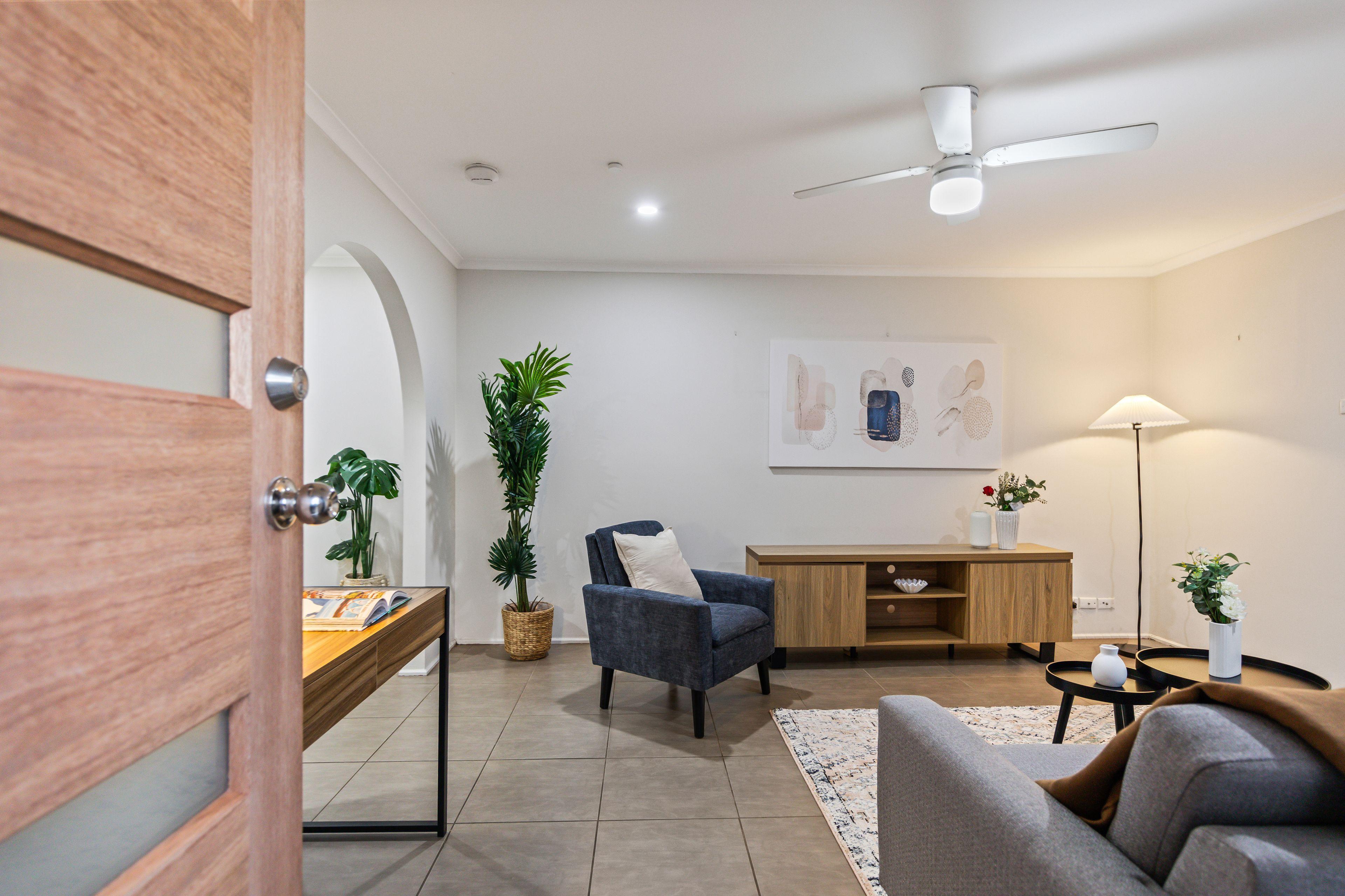 Stylish 3-Bedroom Home with Entertainer's Pergola