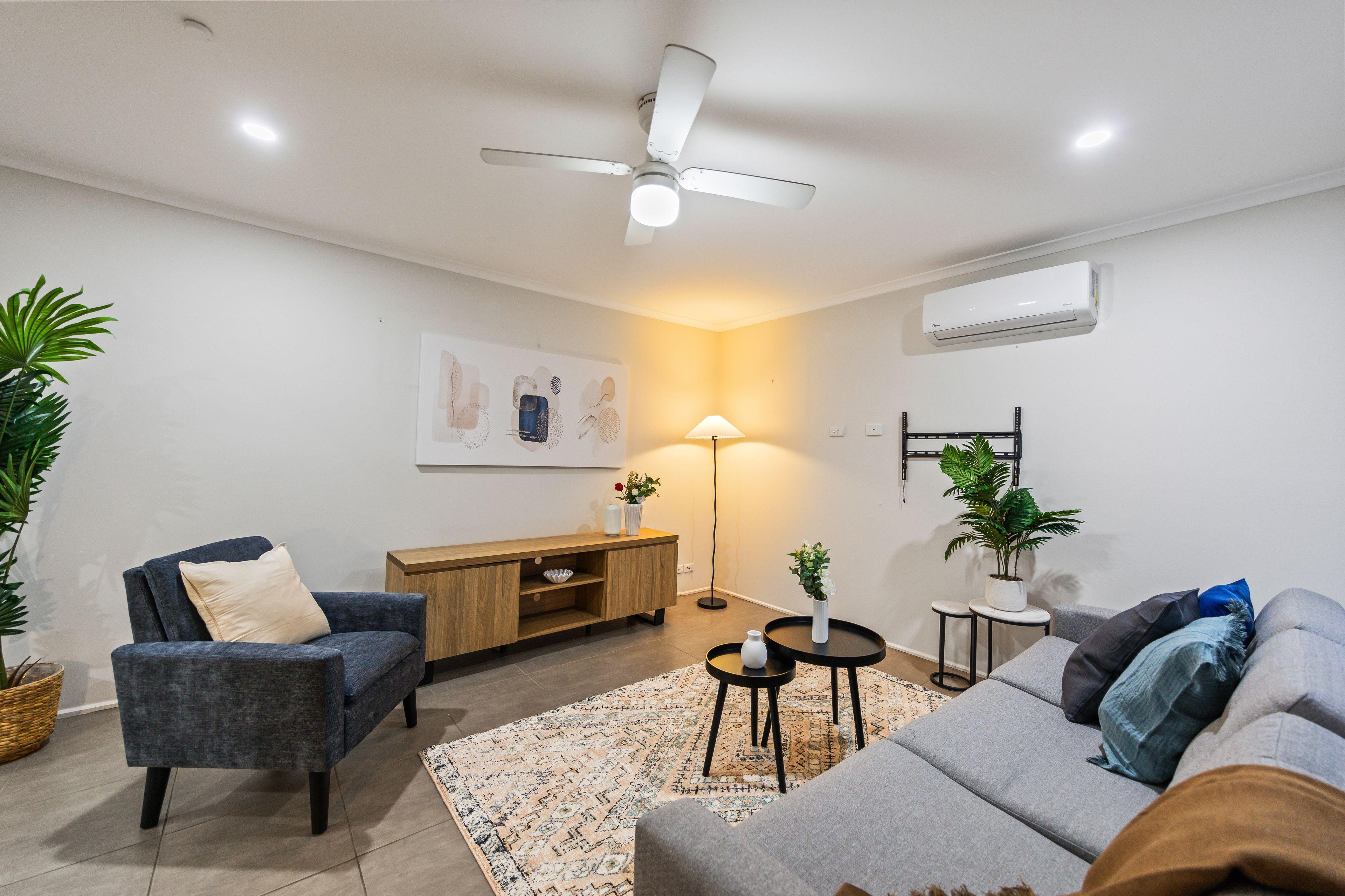 Stylish 3-Bedroom Home with Entertainer's Pergola