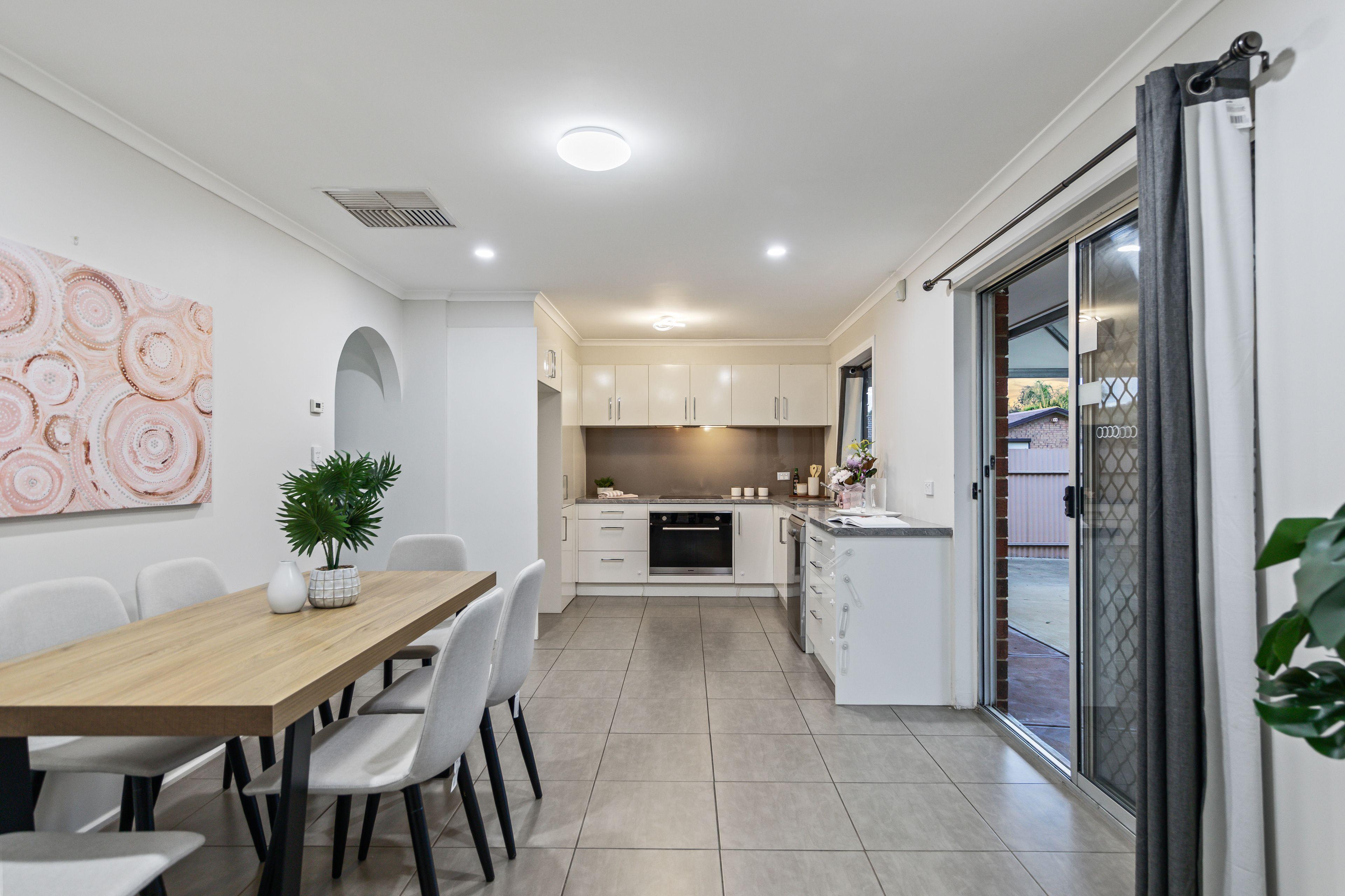 Stylish 3-Bedroom Home with Entertainer's Pergola