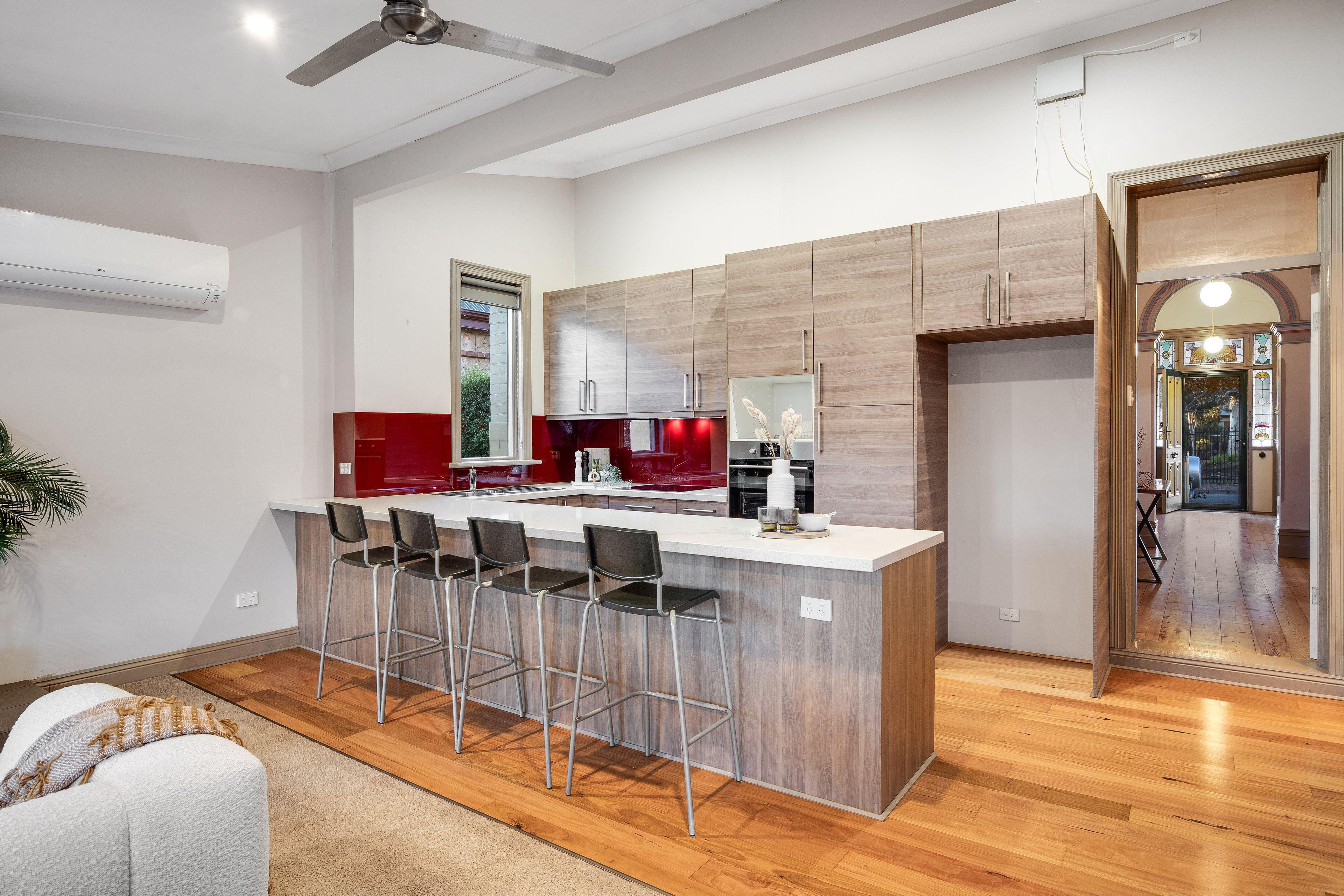 4 bedroom character-filled home for rent in PROSPECT!