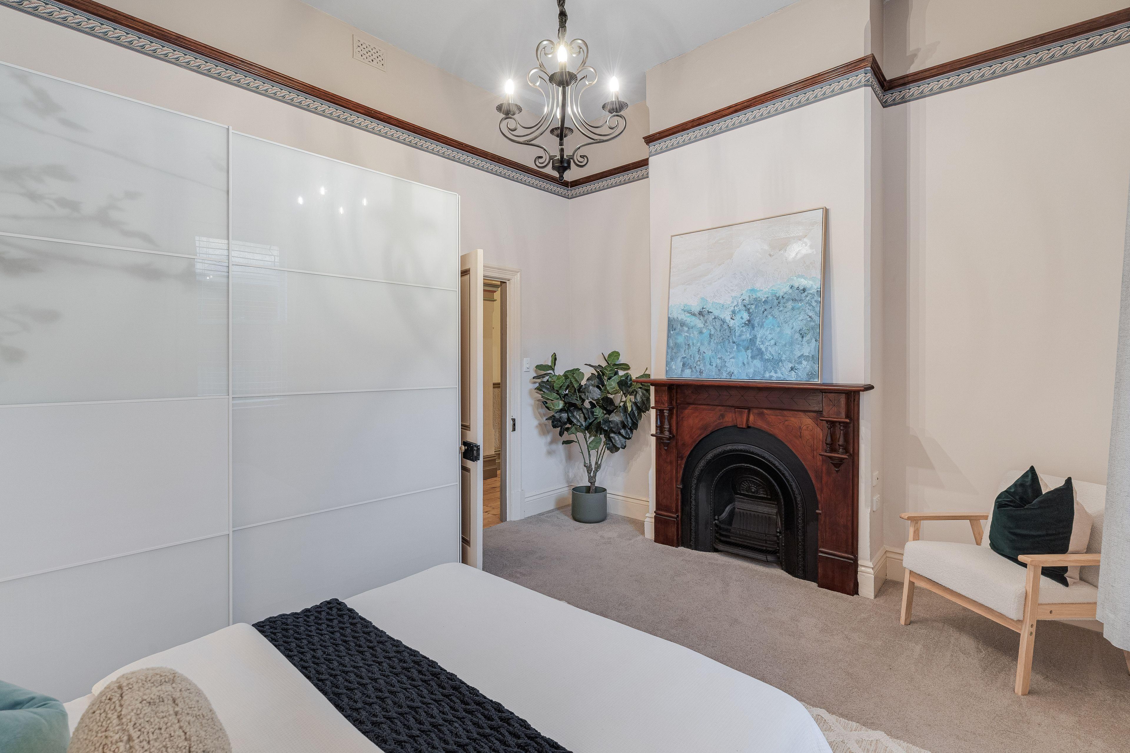 4 bedroom character-filled home for rent in PROSPECT!