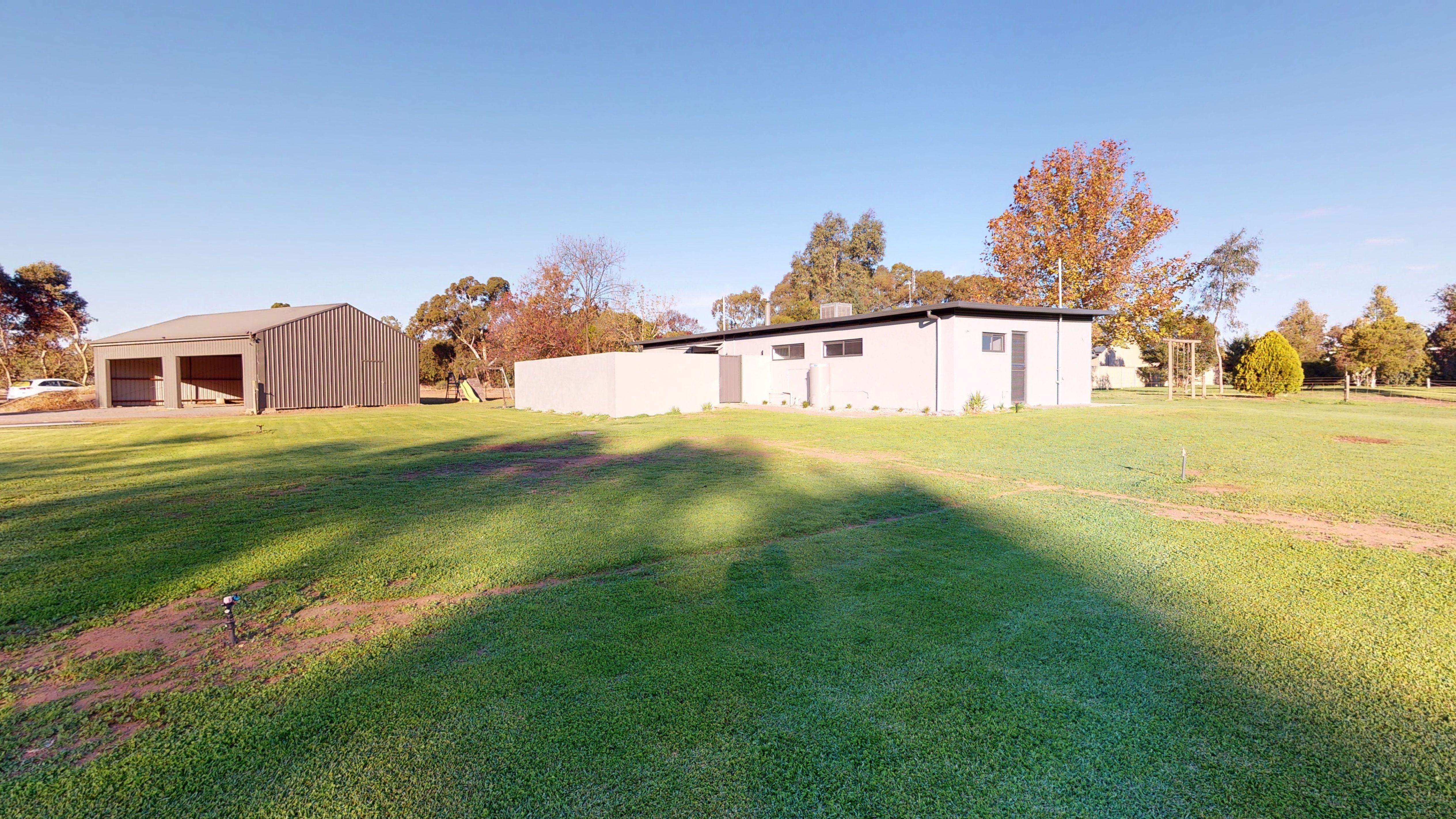 Prop-GPT: House: VIC Swan Hill, VIC 3585 Home For Rent