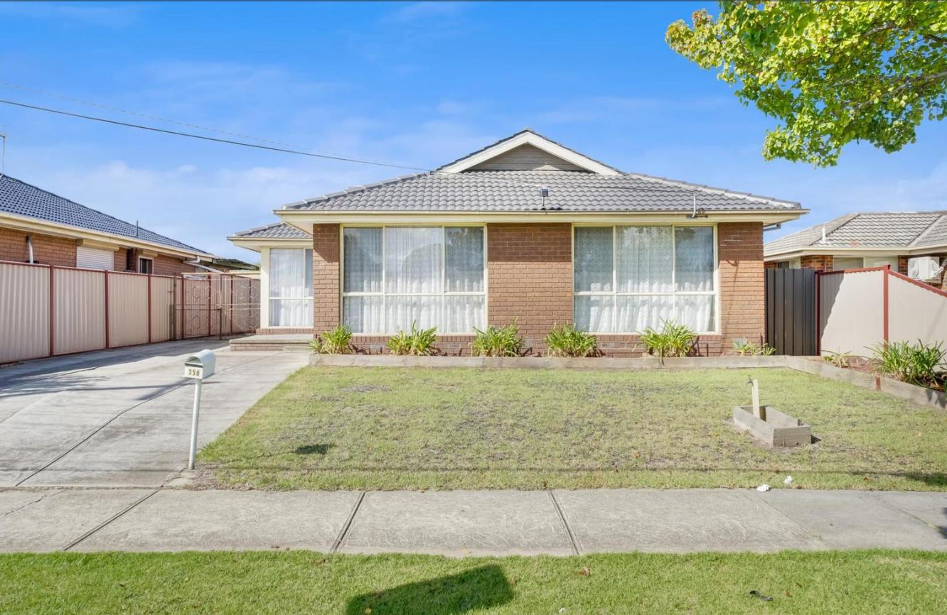 Prop-GPT: House: VIC Epping, VIC 3076 Home For Rent