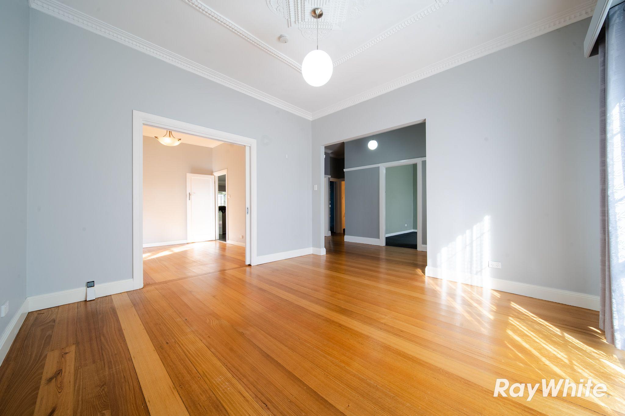 House for Rent: Flora Hill, VIC 3550, VIC, 3550