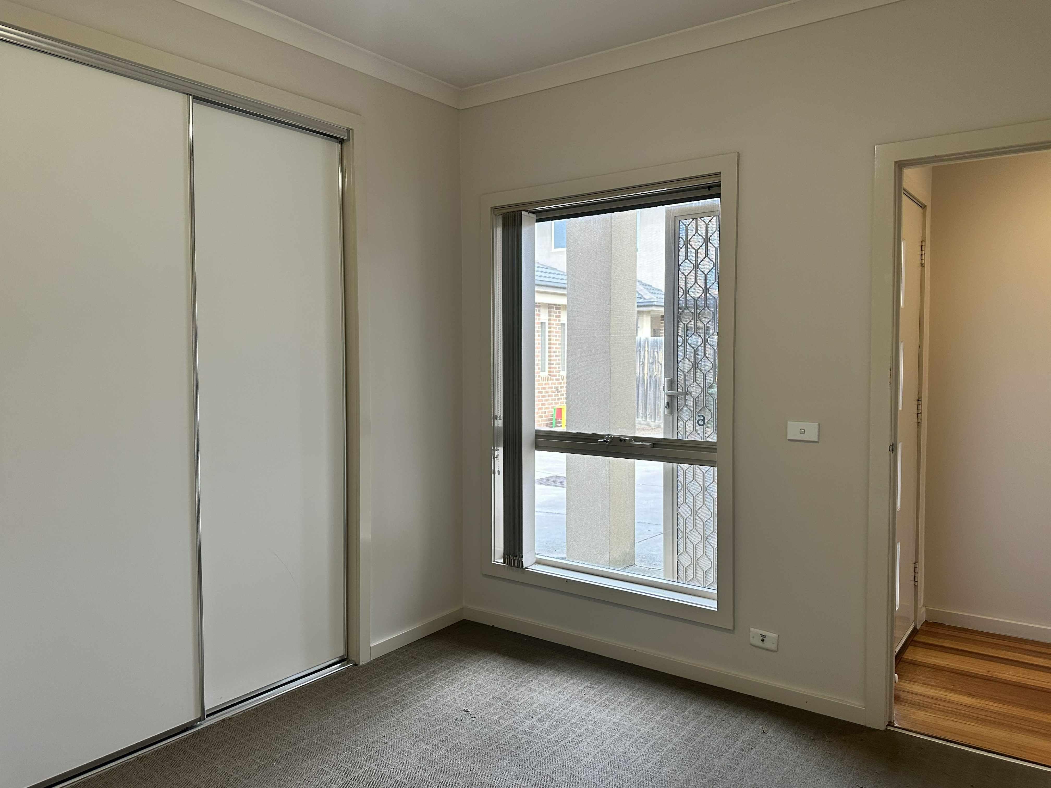 Modern Comfort & Low-Maintenance Living!