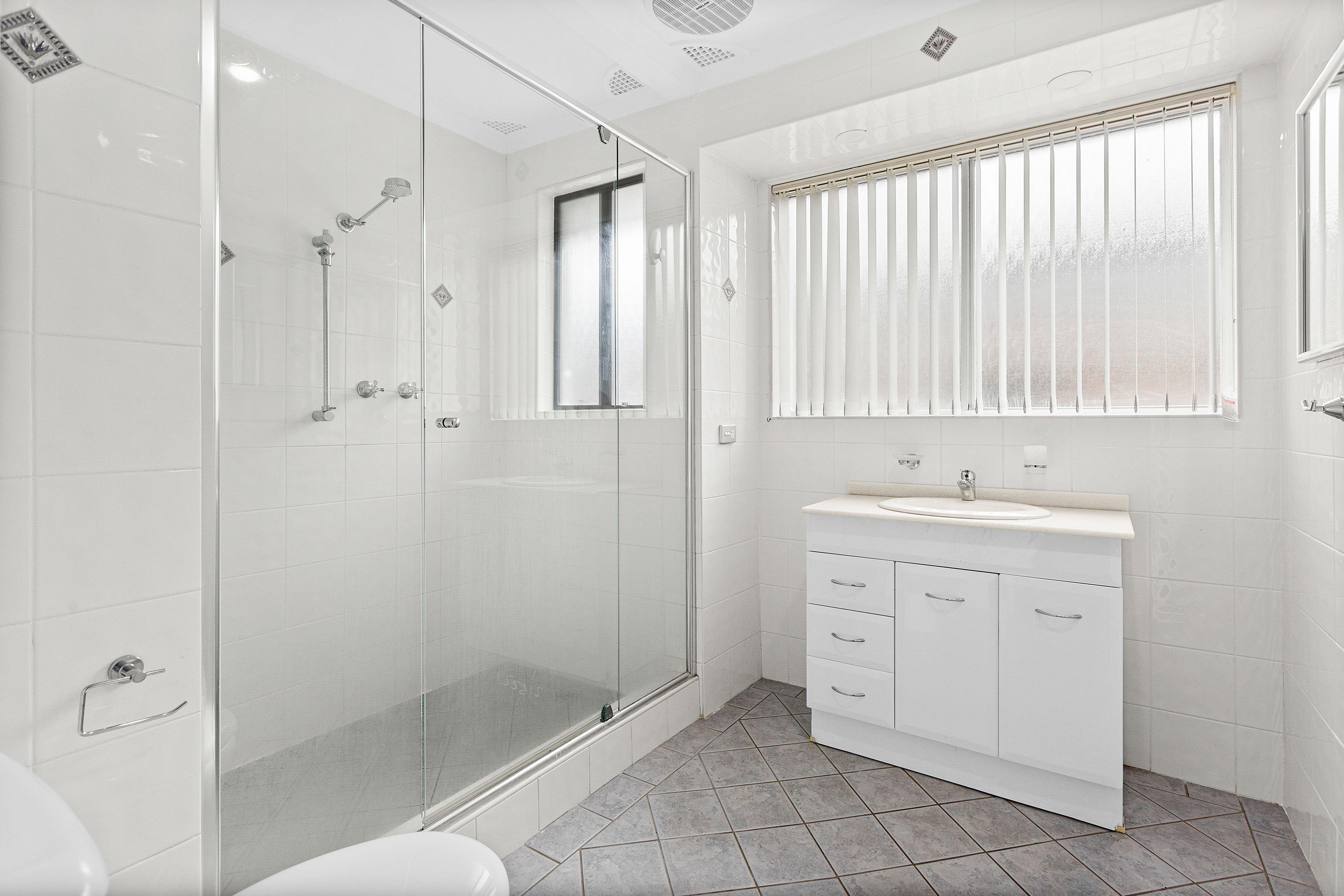 House for Rent: Albion Park, NSW 2527, NSW, 2527