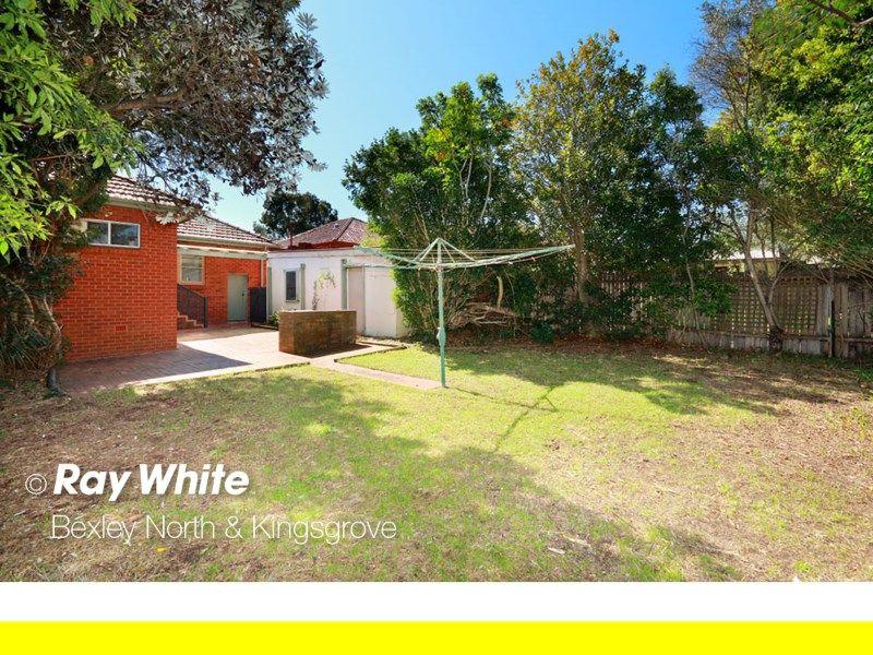 House for Rent: Kingsgrove, NSW 2208, NSW, 2208