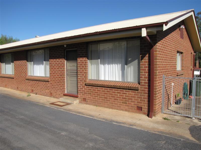House for Rent: Tumut, NSW 2720, NSW, 2720