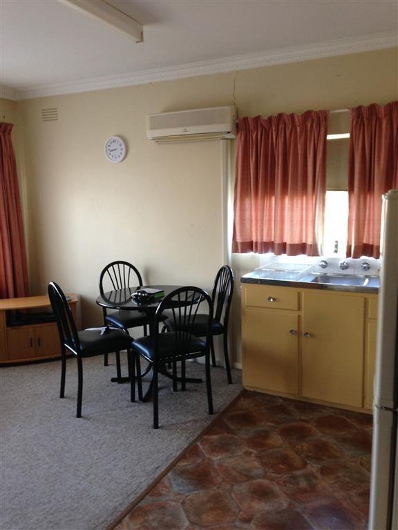 House for Rent: Tumut, NSW 2720, NSW, 2720