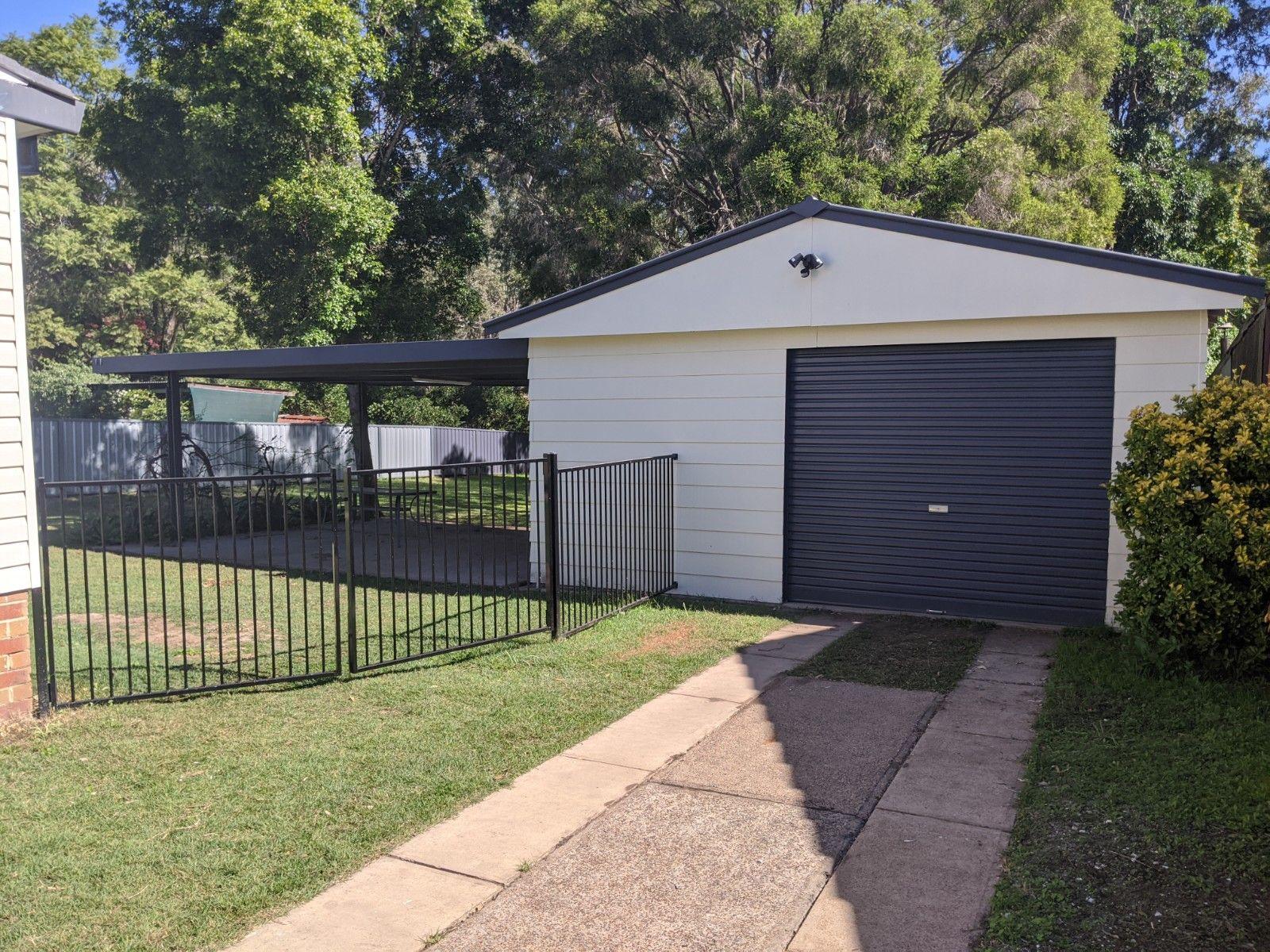 House for Rent: East Branxton, NSW 2335, NSW, 2335