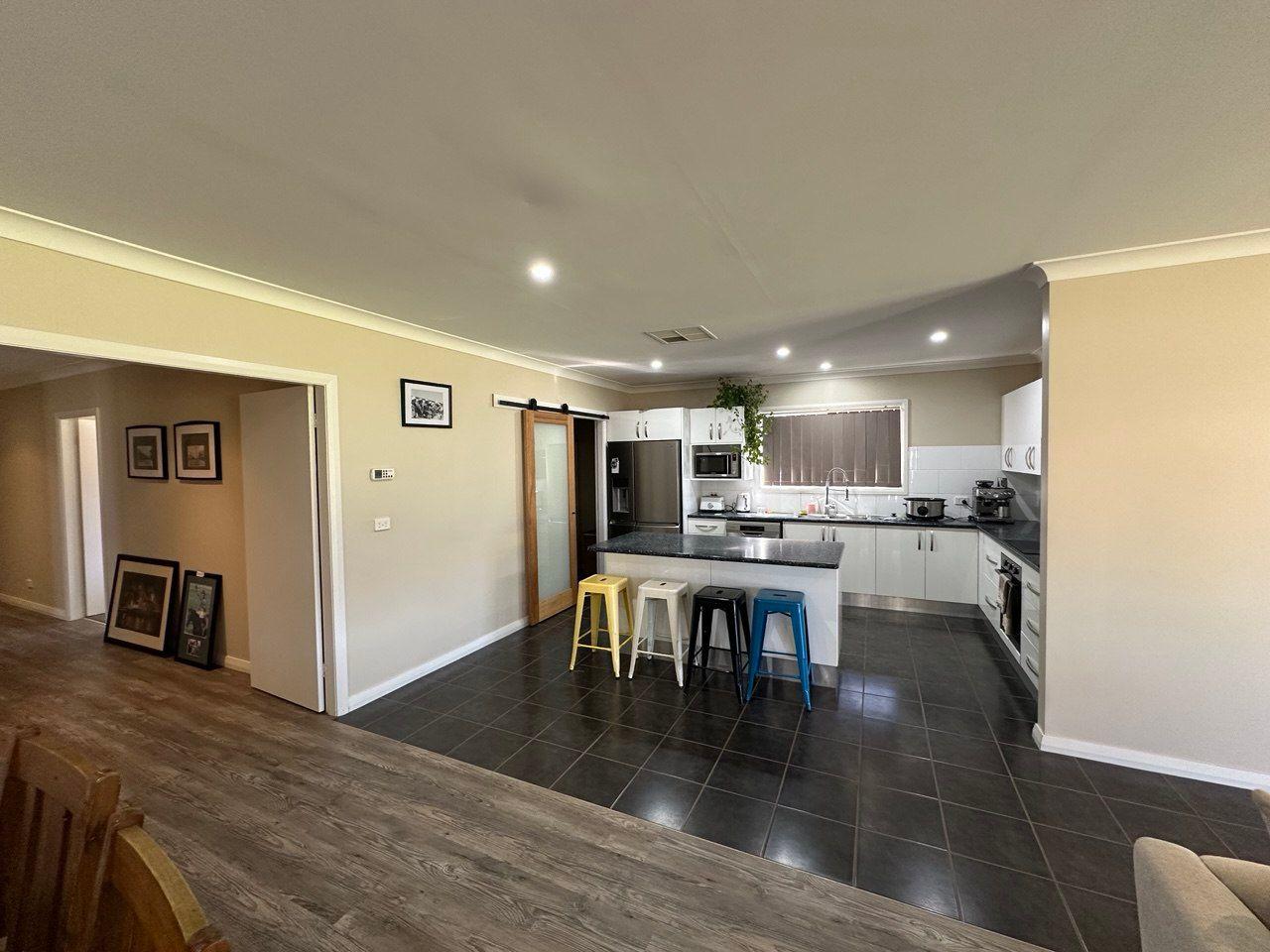House for Rent: Forbes, NSW 2871, NSW, 2871