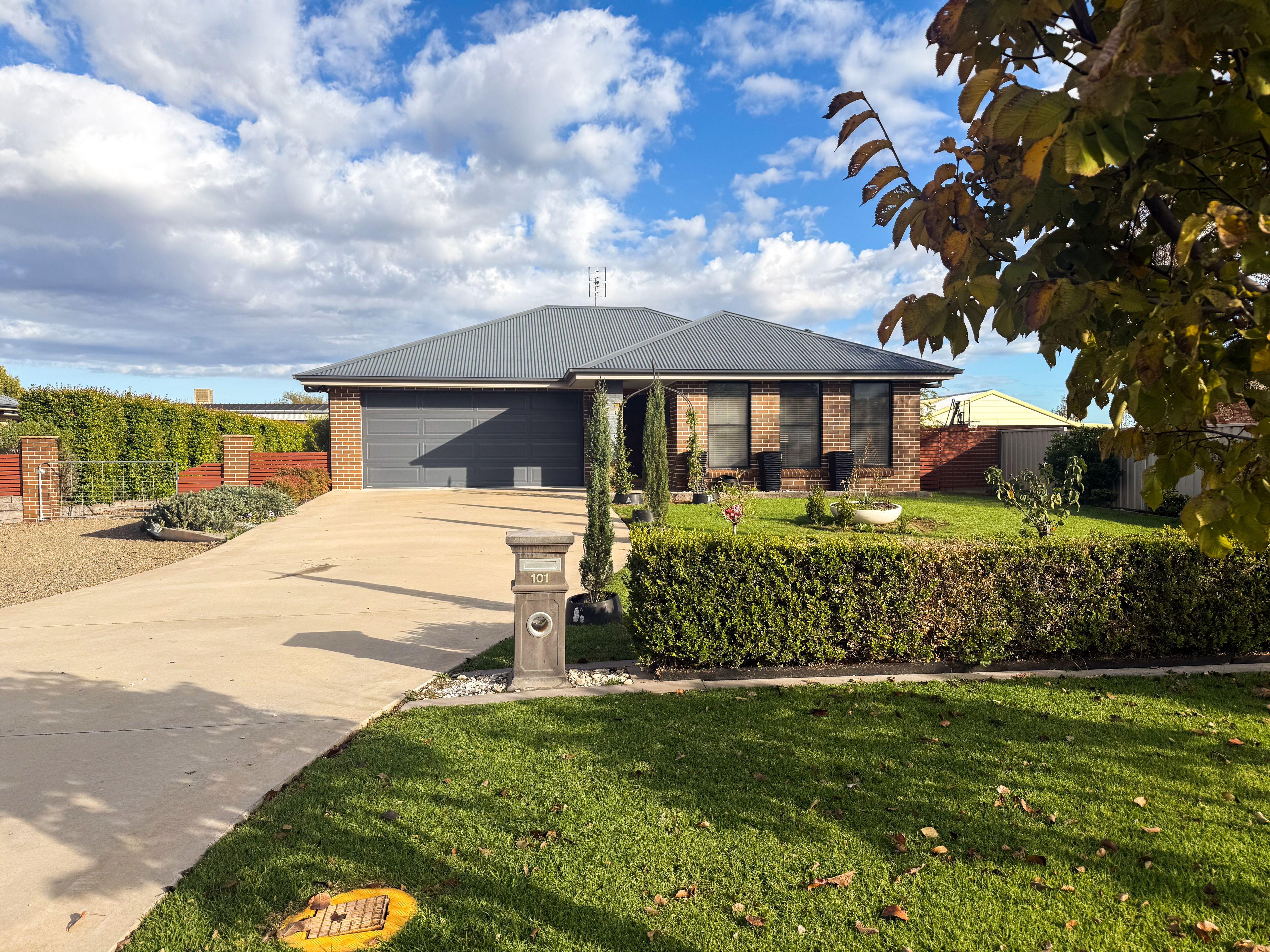 House for Rent: Forbes, NSW 2871, NSW, 2871
