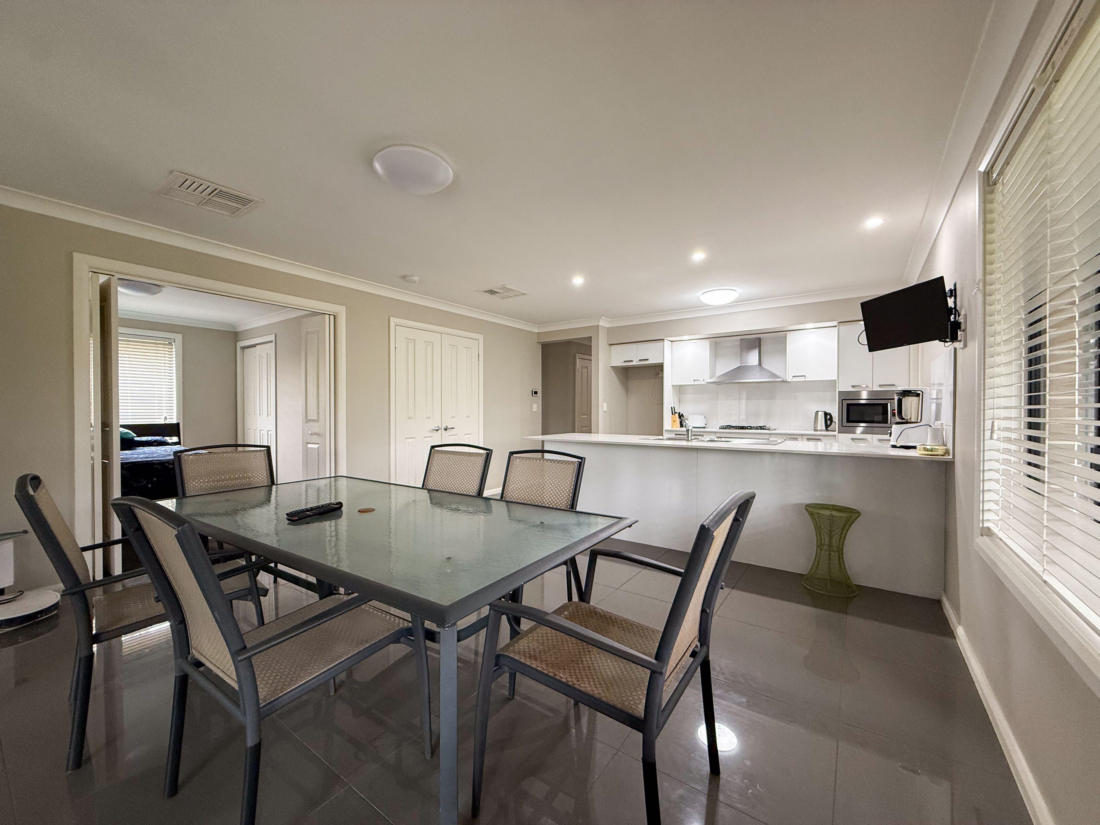 House for Rent: Forbes, NSW 2871, NSW, 2871