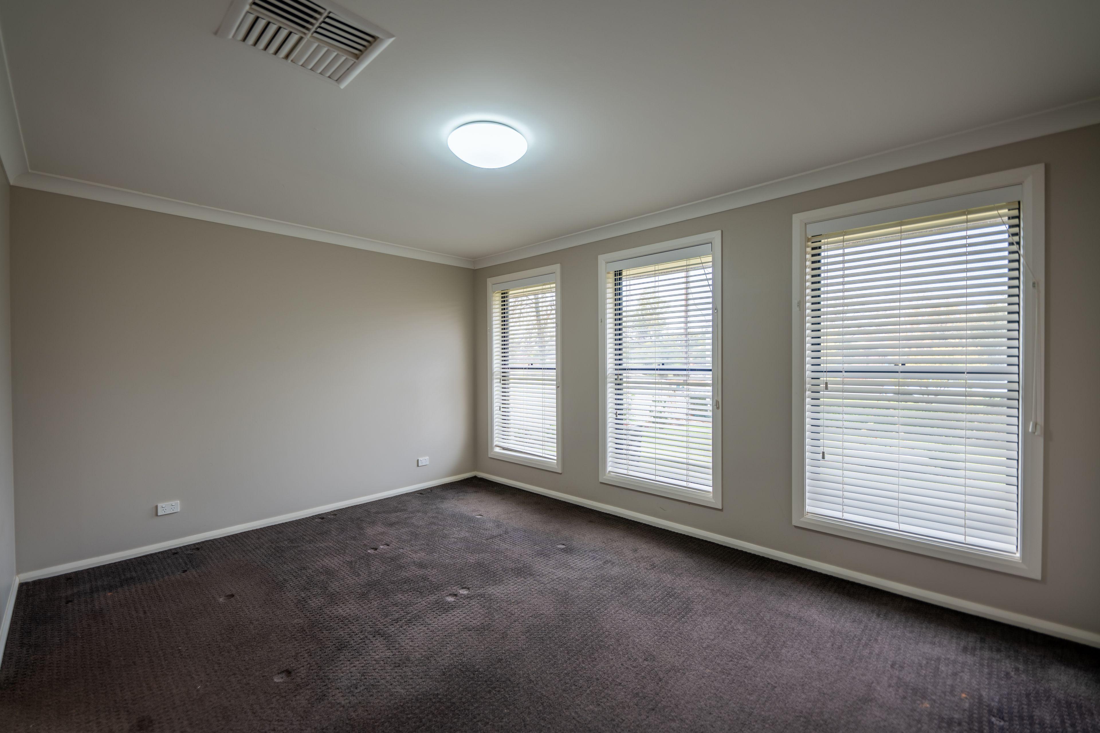 House for Rent: Forbes, NSW 2871, NSW, 2871