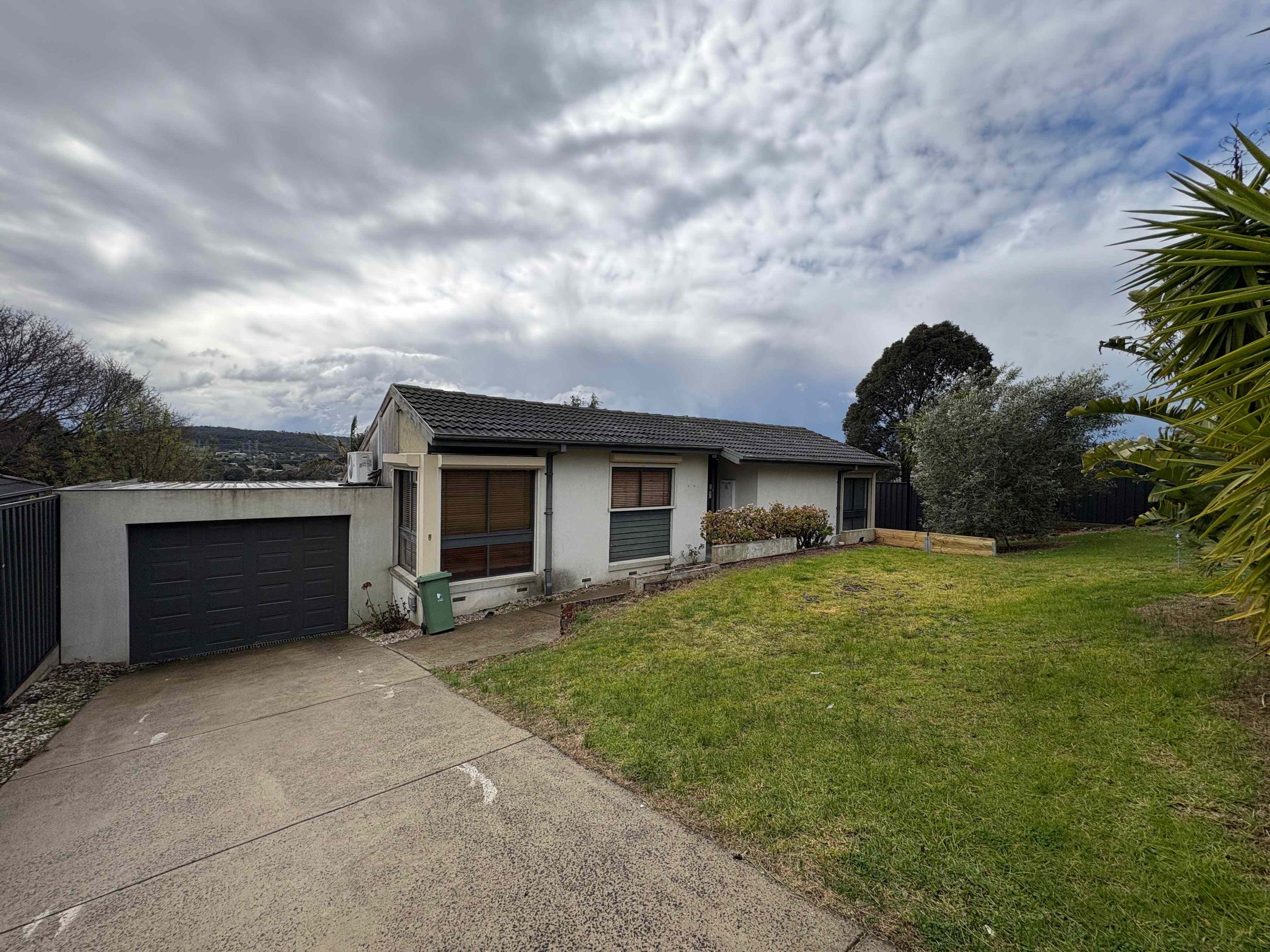 Home For Rent: VIC Endeavour Hills, VIC 3802 House | Prop-GPT the AI-Powered Property Portal