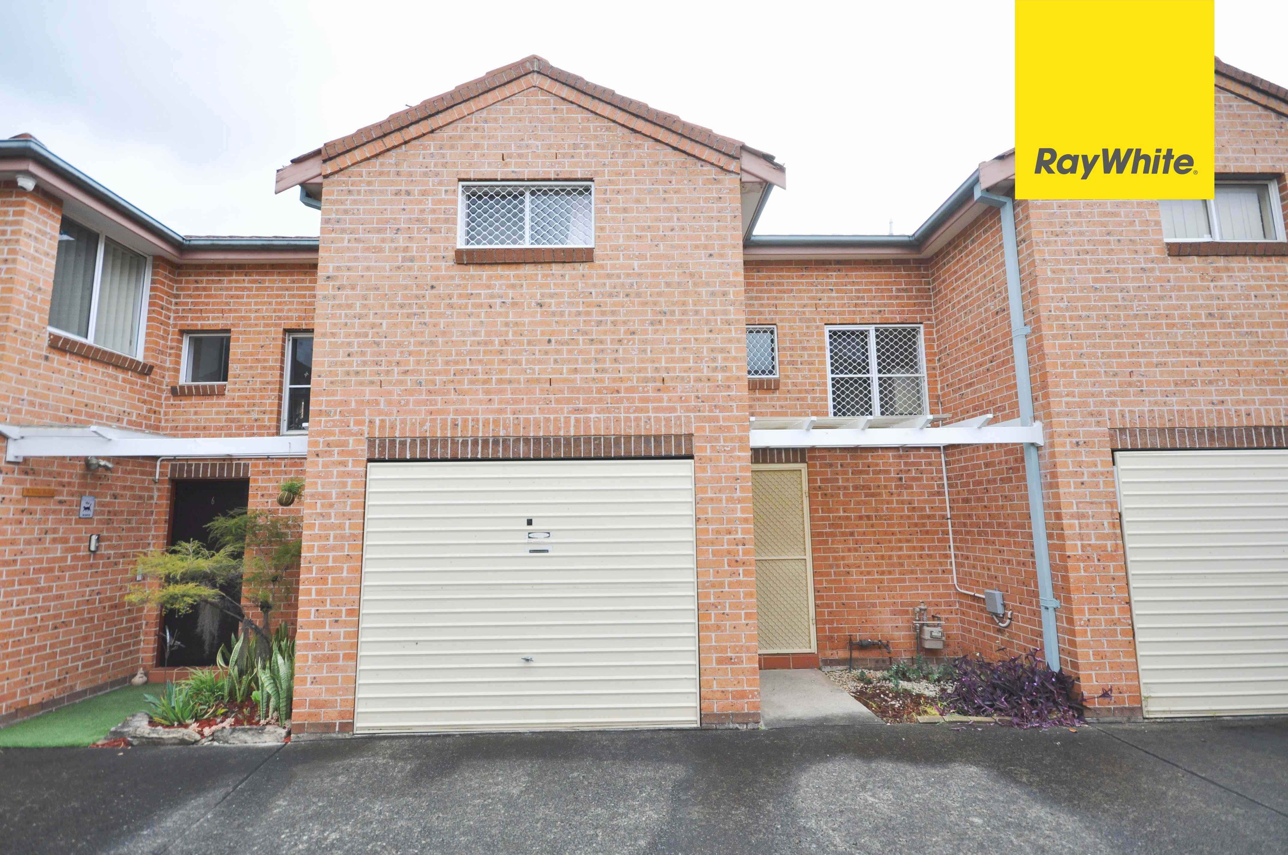 Prop-GPT: Townhouse: NSW Lidcombe, NSW 2141 Home For Rent