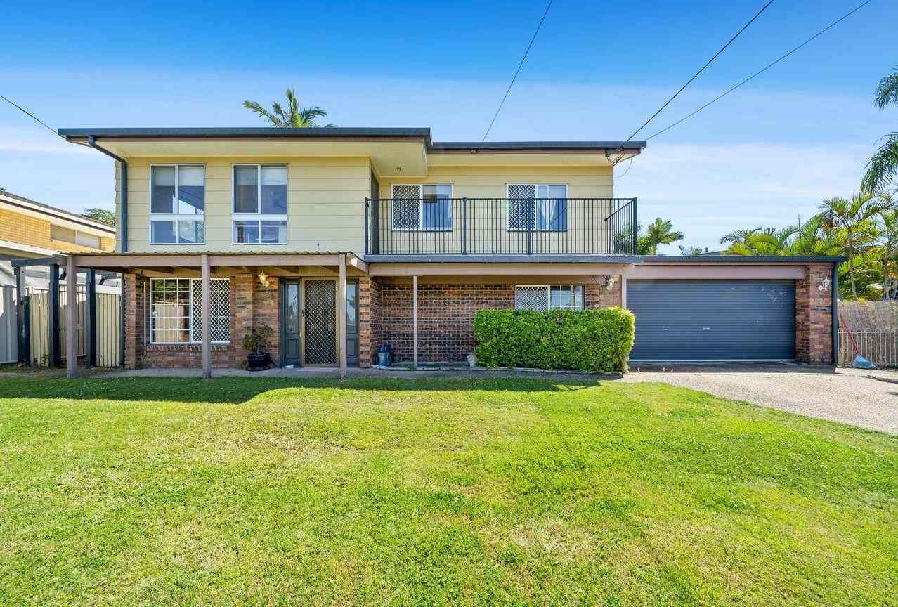 Prop-GPT: House: QLD Marsden, QLD 4132 Home For Rent