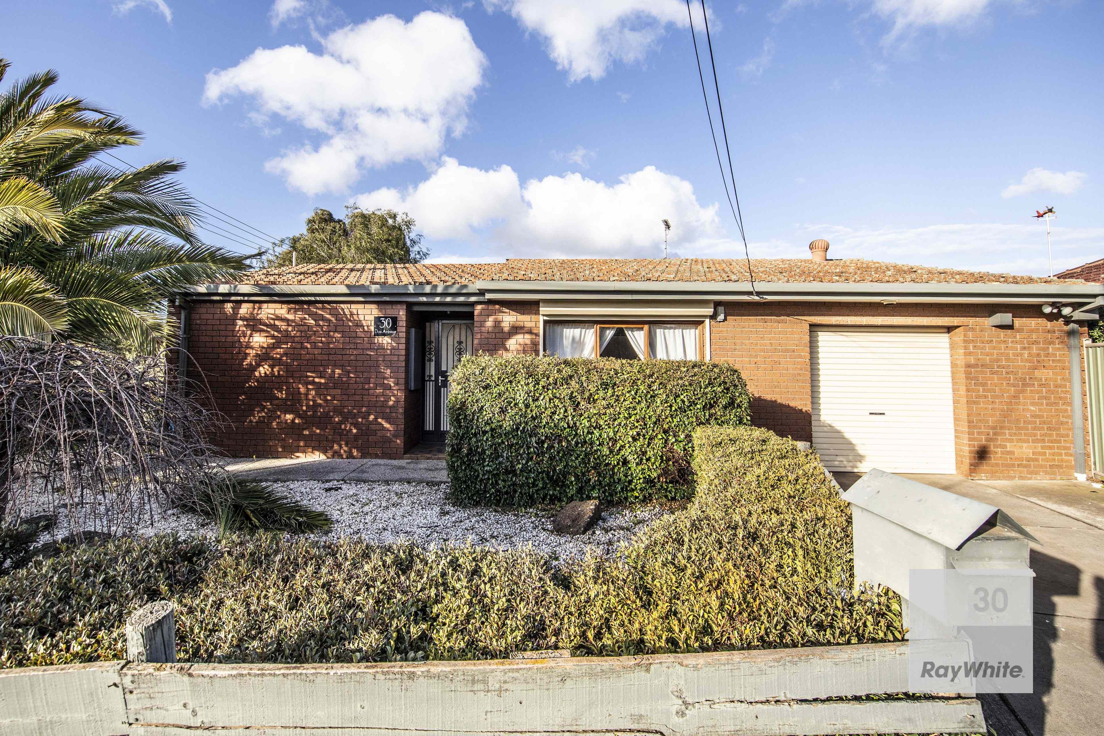 Home For Rent: VIC Hoppers Crossing, VIC 3029 House | Prop-GPT the AI-Powered Property Portal