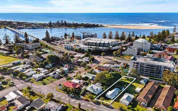 Home For Rent: NSW The Entrance, NSW 2261 House | Prop-GPT the AI-Powered Property Portal