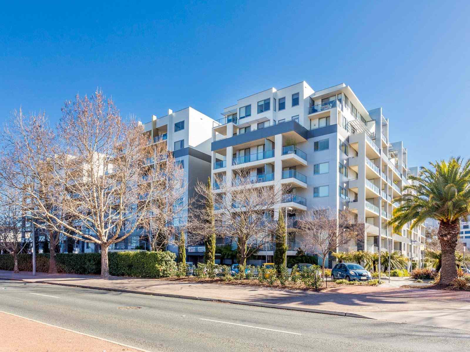 Prop-GPT: Apartment: ACT City, ACT 2601 Home For Rent