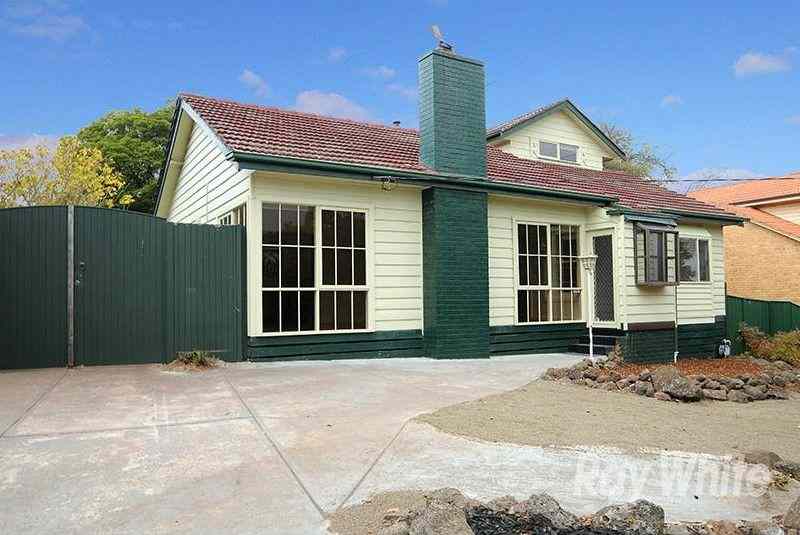 Prop-GPT: House: VIC Mount Waverley, VIC 3149 Home For Rent