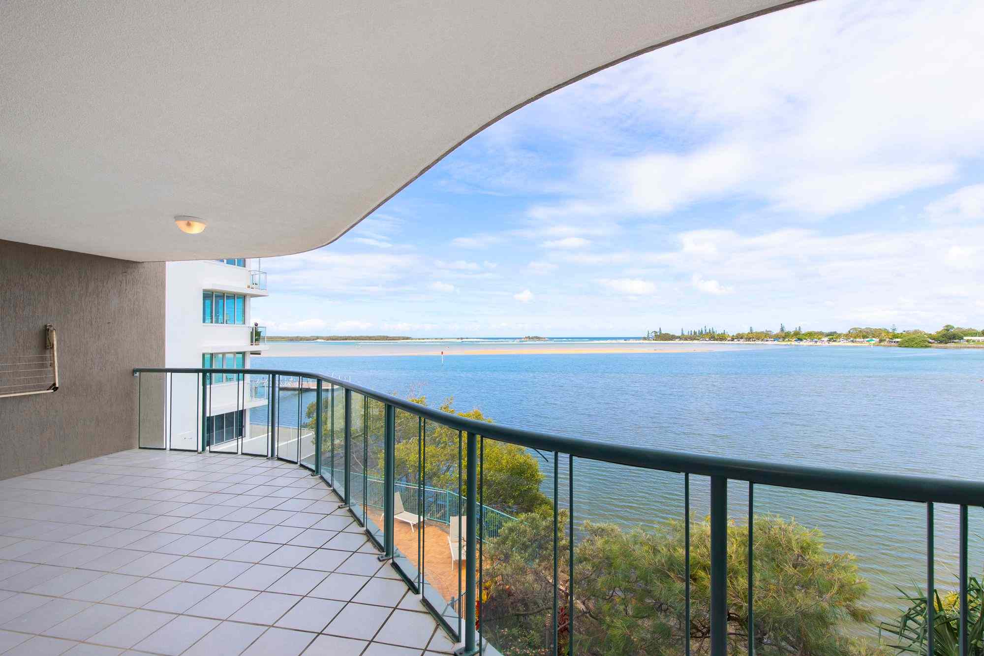 Home For Rent: QLD Maroochydore, QLD 4558 Unit | Prop-GPT the AI-Powered Property Portal