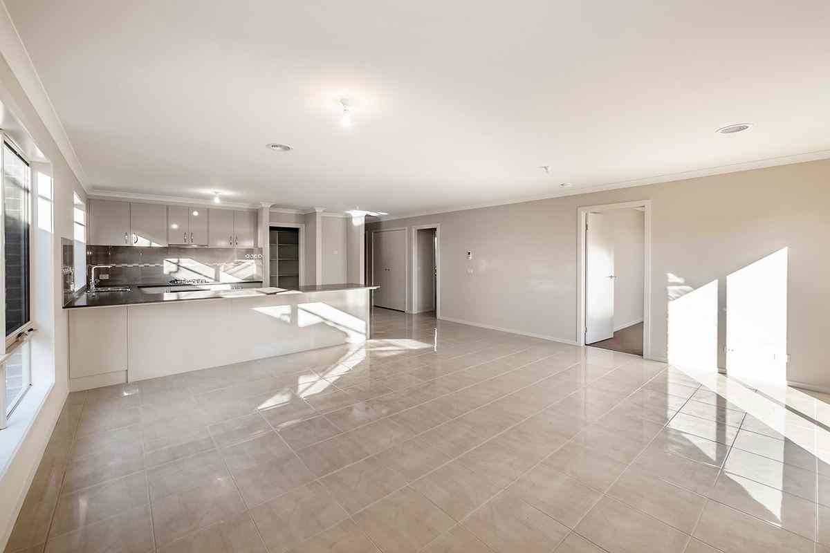 Home For Rent: VIC Pakenham, VIC 3810 House | Prop-GPT the AI-Powered Property Portal