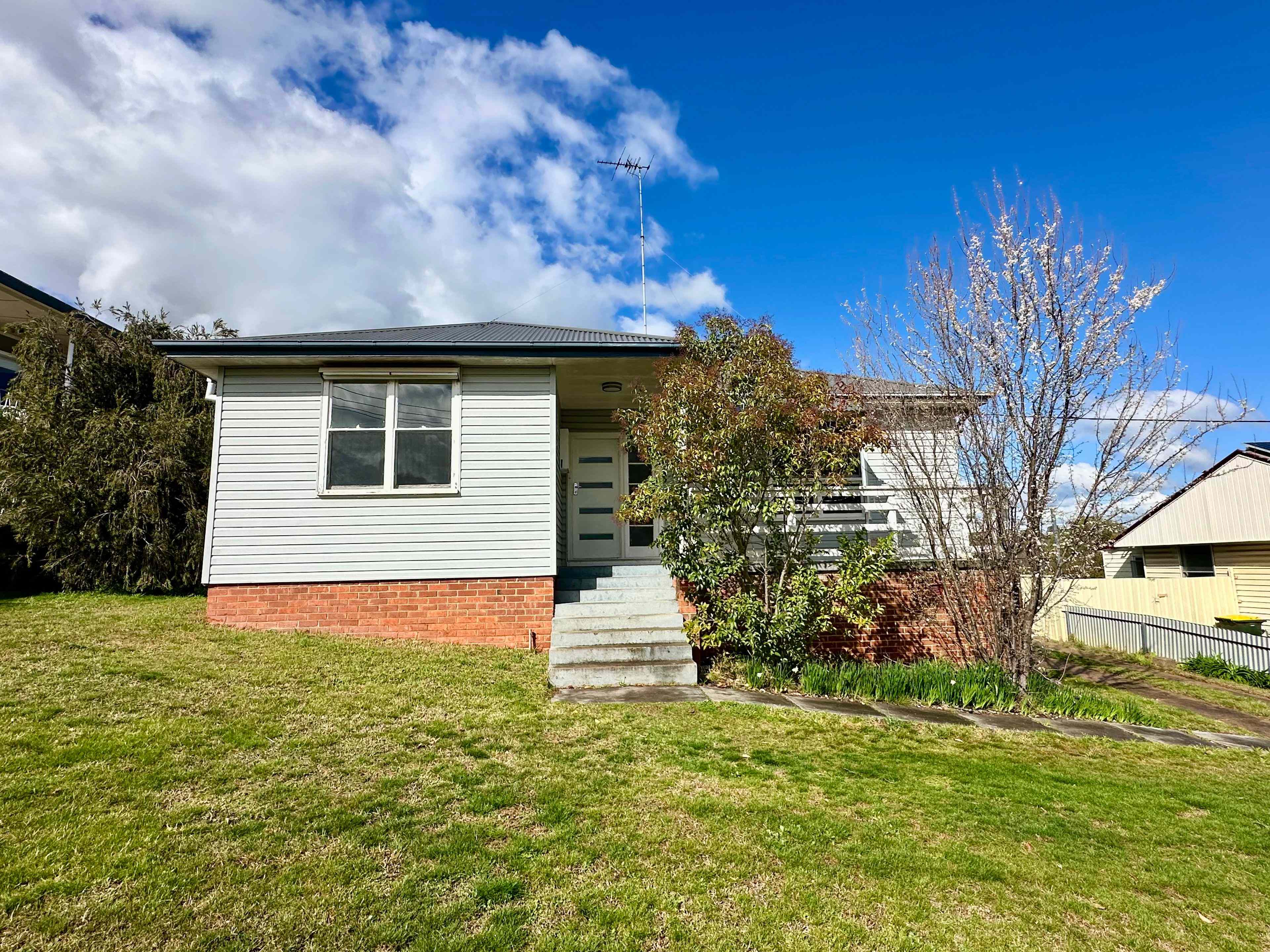 Home For Rent: NSW Young, NSW 2594 House | Prop-GPT the AI-Powered Property Portal