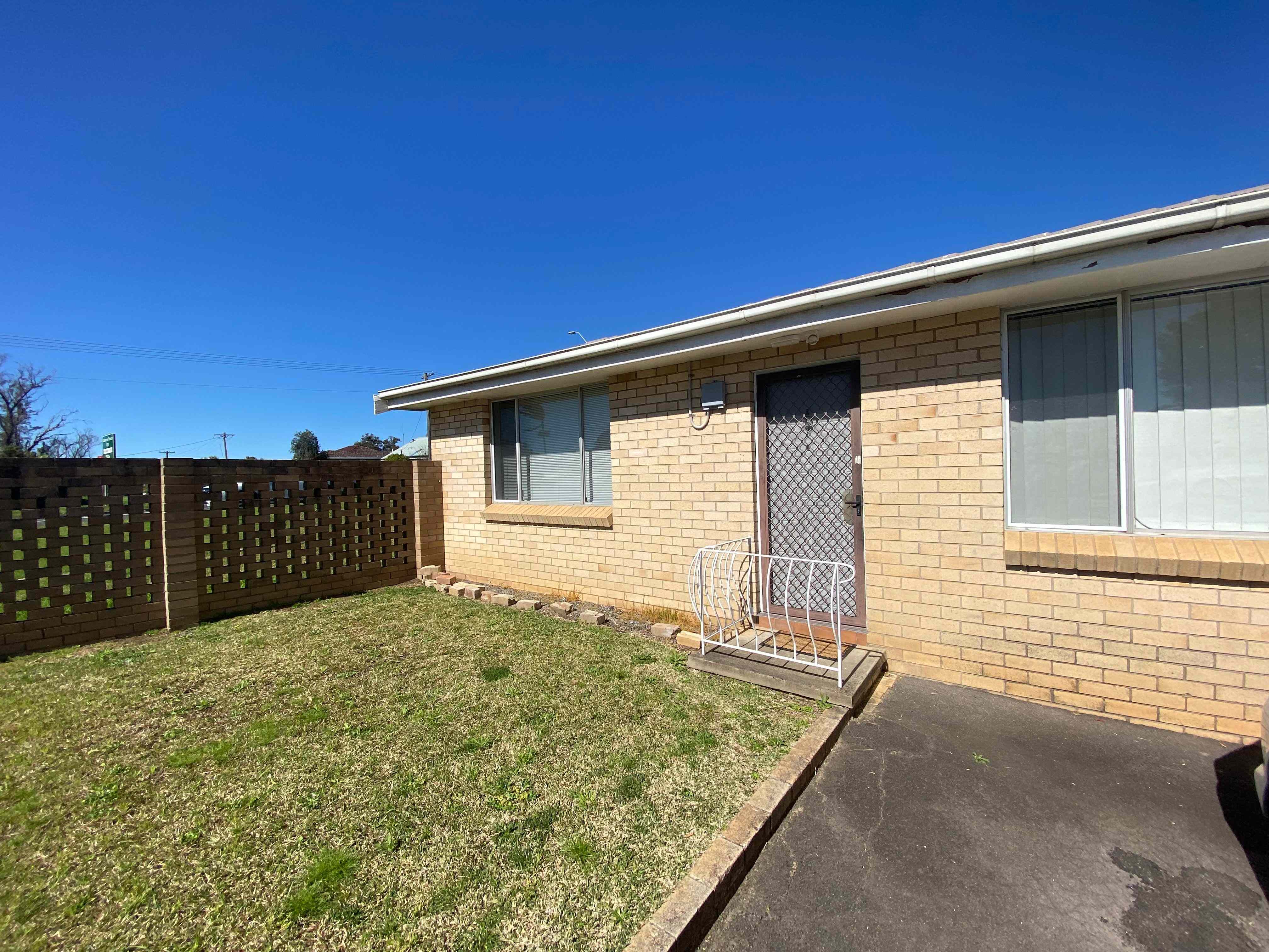 Prop-GPT: Unit: NSW North Nowra, NSW 2541 Home For Rent