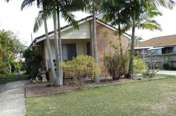 Prop-GPT: House: QLD Kippa-Ring, QLD 4021 Home For Rent