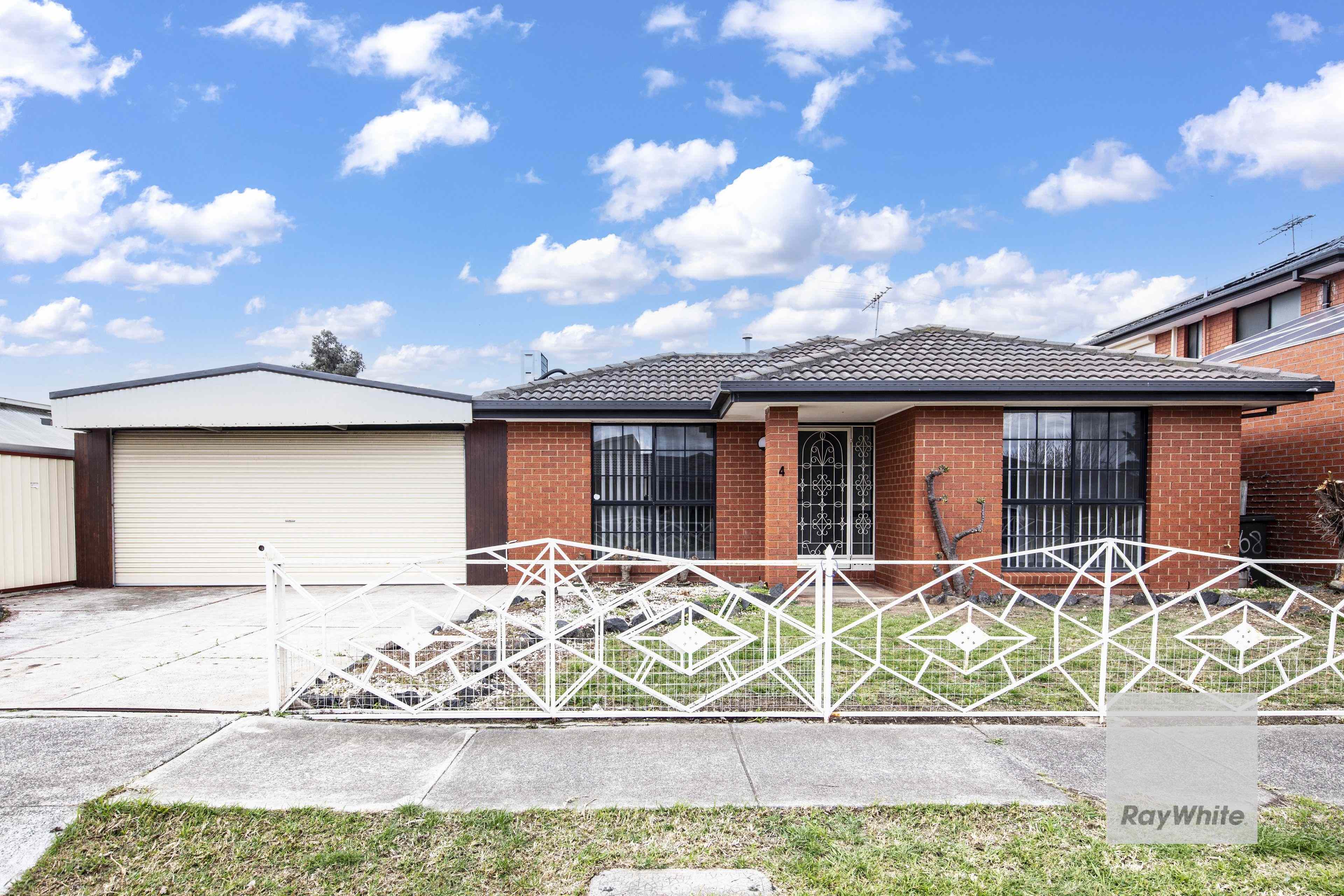 Home For Rent: VIC St Albans, VIC 3021 House | Prop-GPT the AI-Powered Property Portal