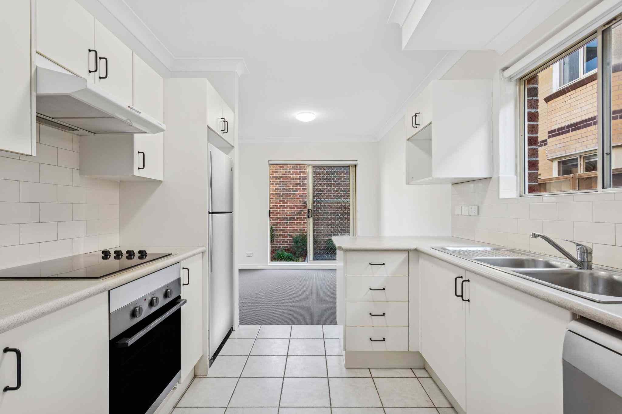 Home For Rent: NSW Mascot, NSW 2020 Townhouse | Prop-GPT the AI-Powered Property Portal