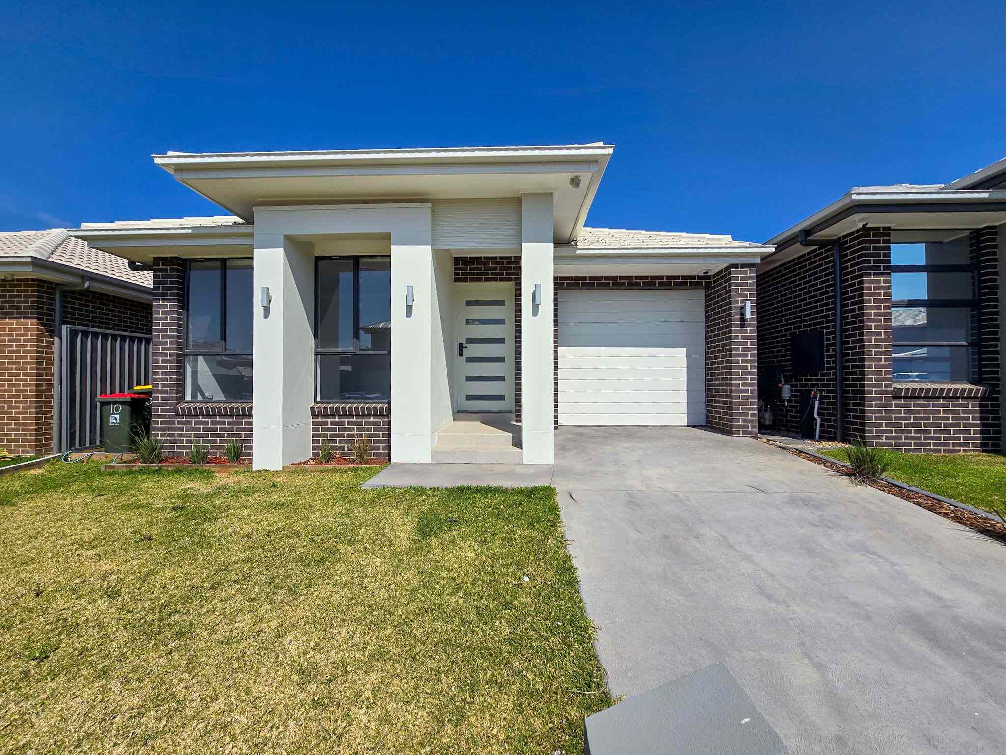 Home For Rent: NSW Oran Park, NSW 2570 House | Prop-GPT the AI-Powered Property Portal