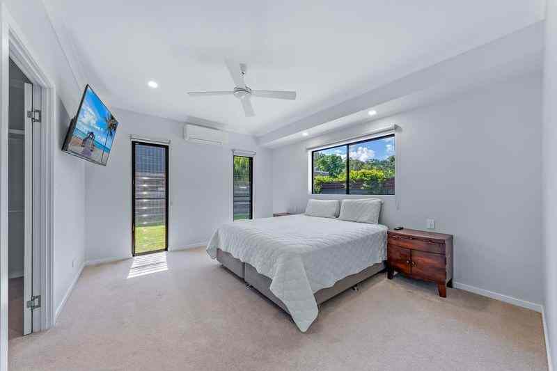 Prop-GPT: House: QLD Cannonvale, QLD 4802 Home For Rent