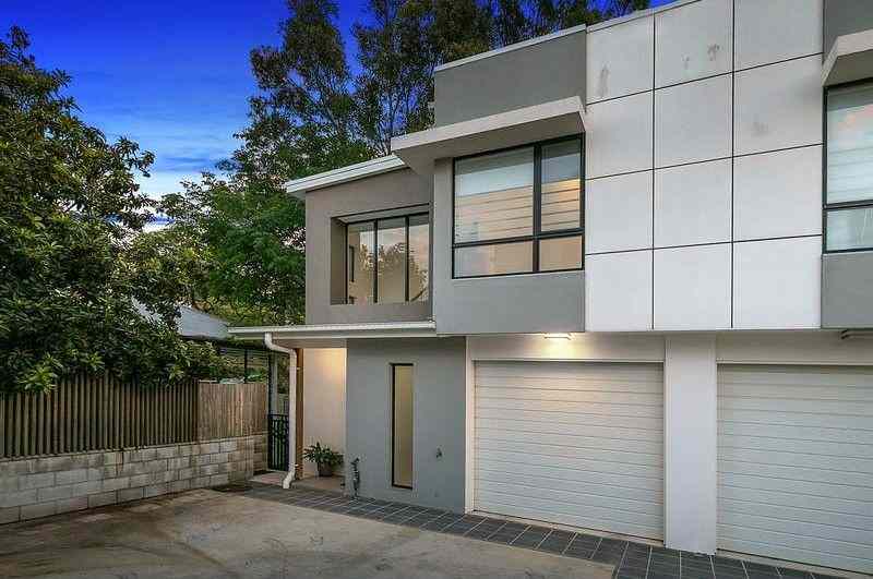 Queensland 4104: QLD Yeronga, QLD 4104 House | Prop-GPT the AI-Powered Property Portal