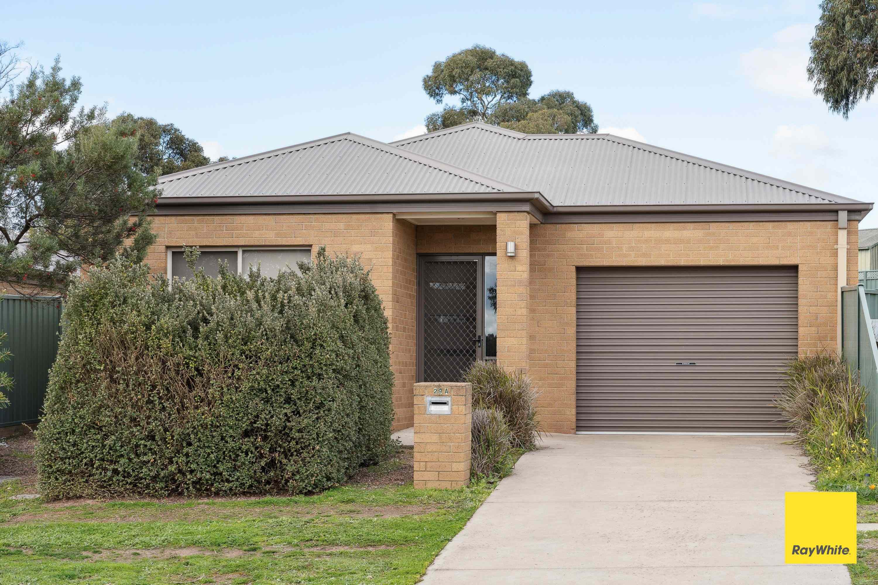 Home For Rent: VIC Eaglehawk, VIC 3556 Townhouse | Prop-GPT the AI-Powered Property Portal