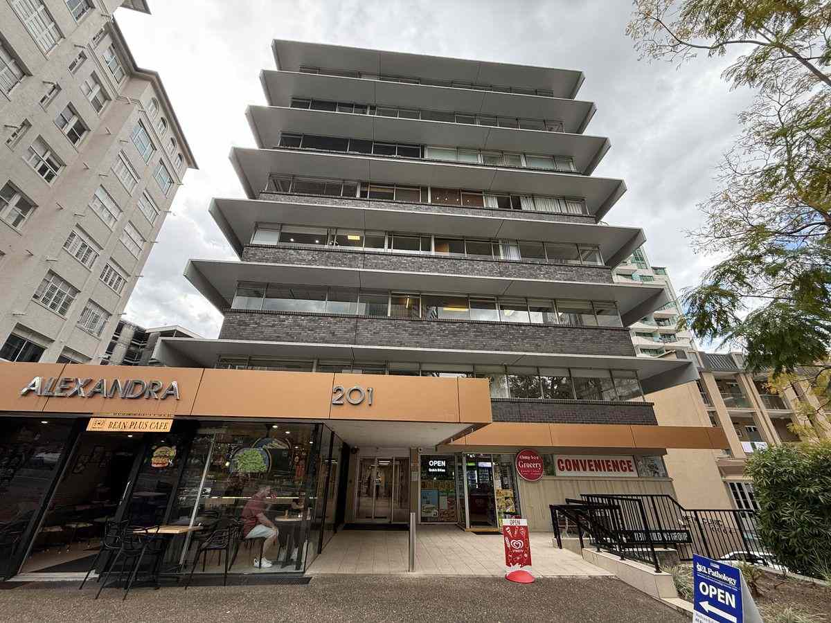 Queensland 4000: QLD Spring Hill, QLD 4000 Property | Prop-GPT the AI-Powered Property Portal