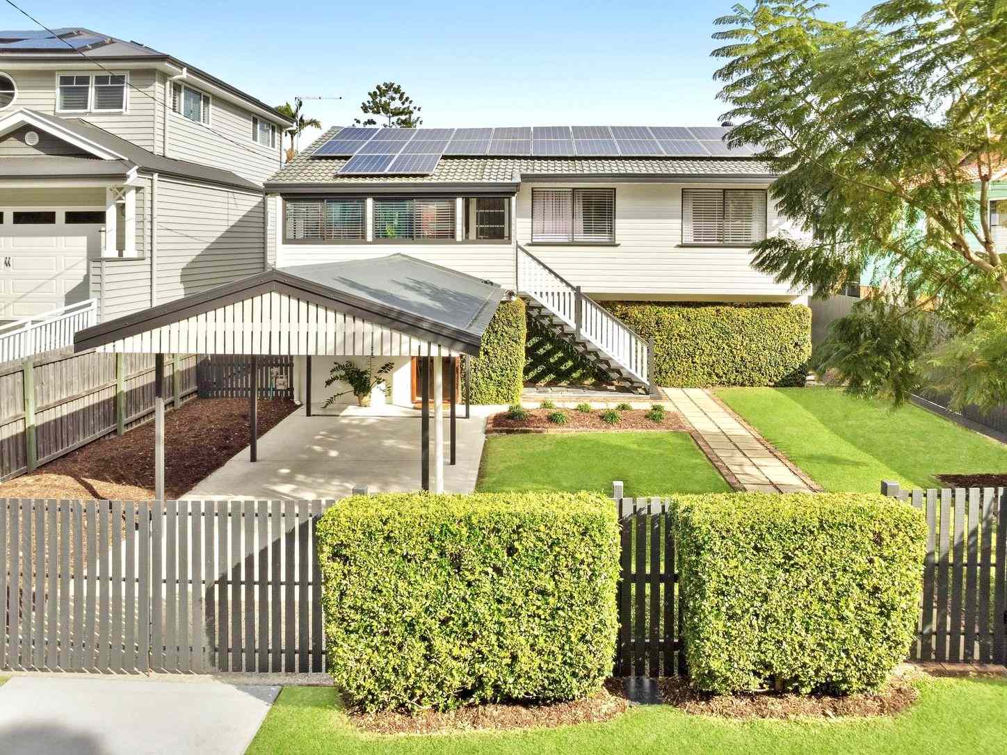 Queensland 4170: QLD Norman Park, QLD 4170 House | Prop-GPT the AI-Powered Property Portal