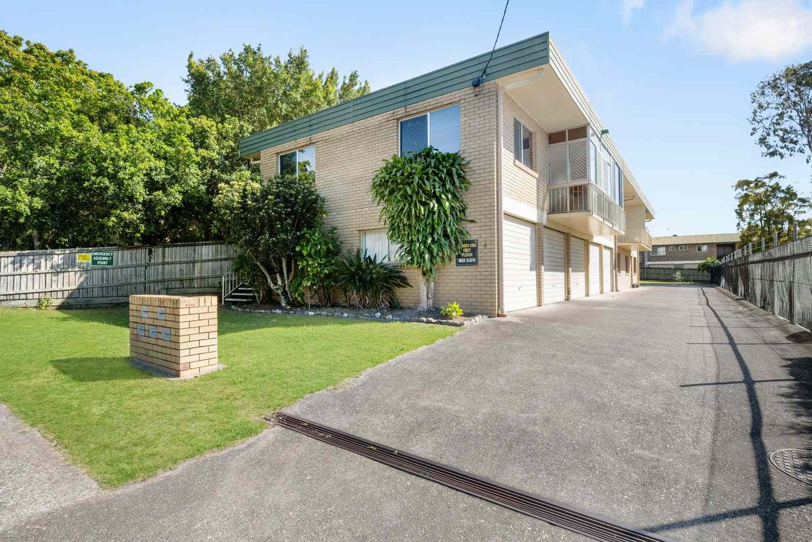 Home For Rent: QLD Lawnton, QLD 4501 Unit | Prop-GPT the AI-Powered Property Portal