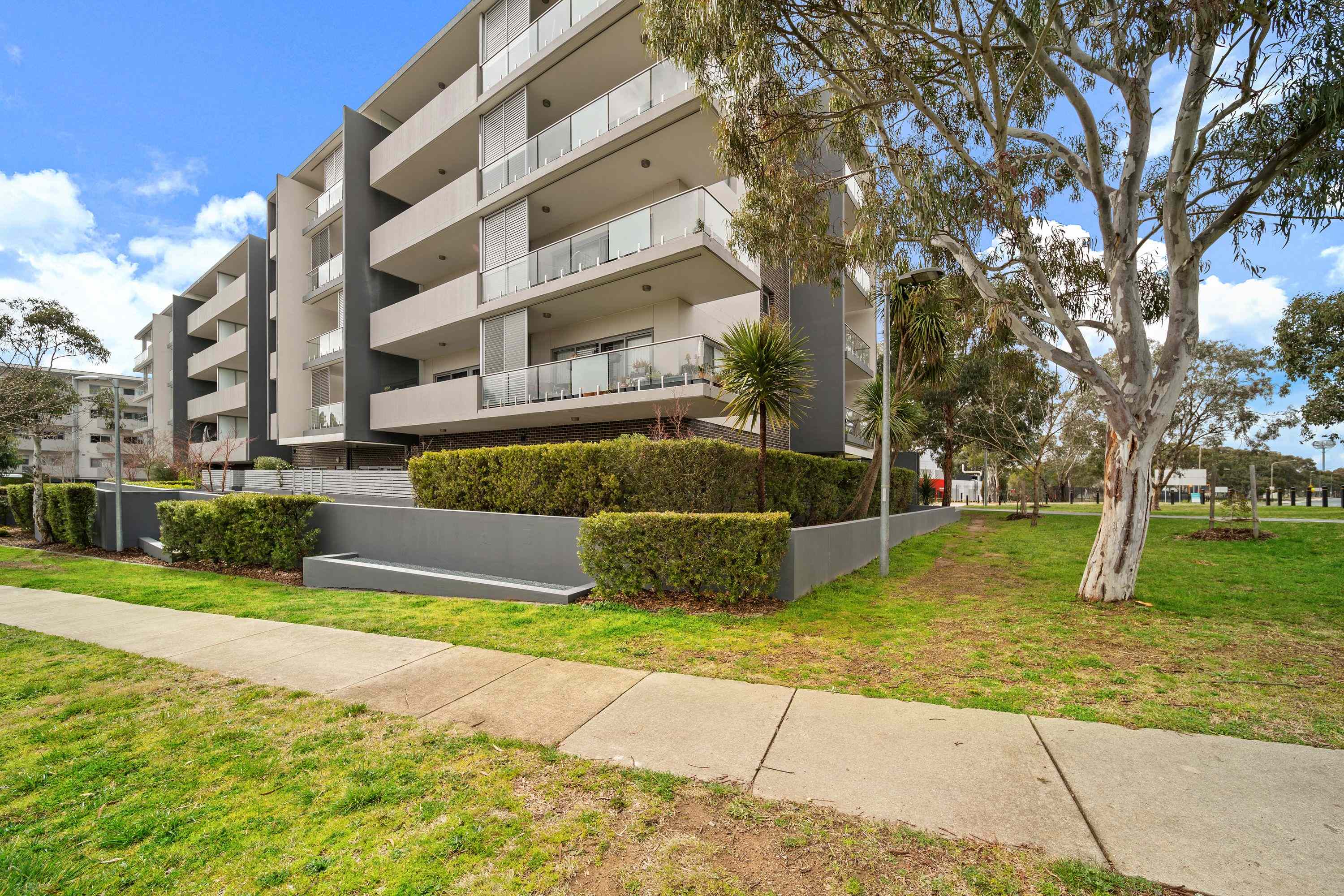Prop-GPT: Apartment: ACT Bruce, ACT 2617 Home For Rent