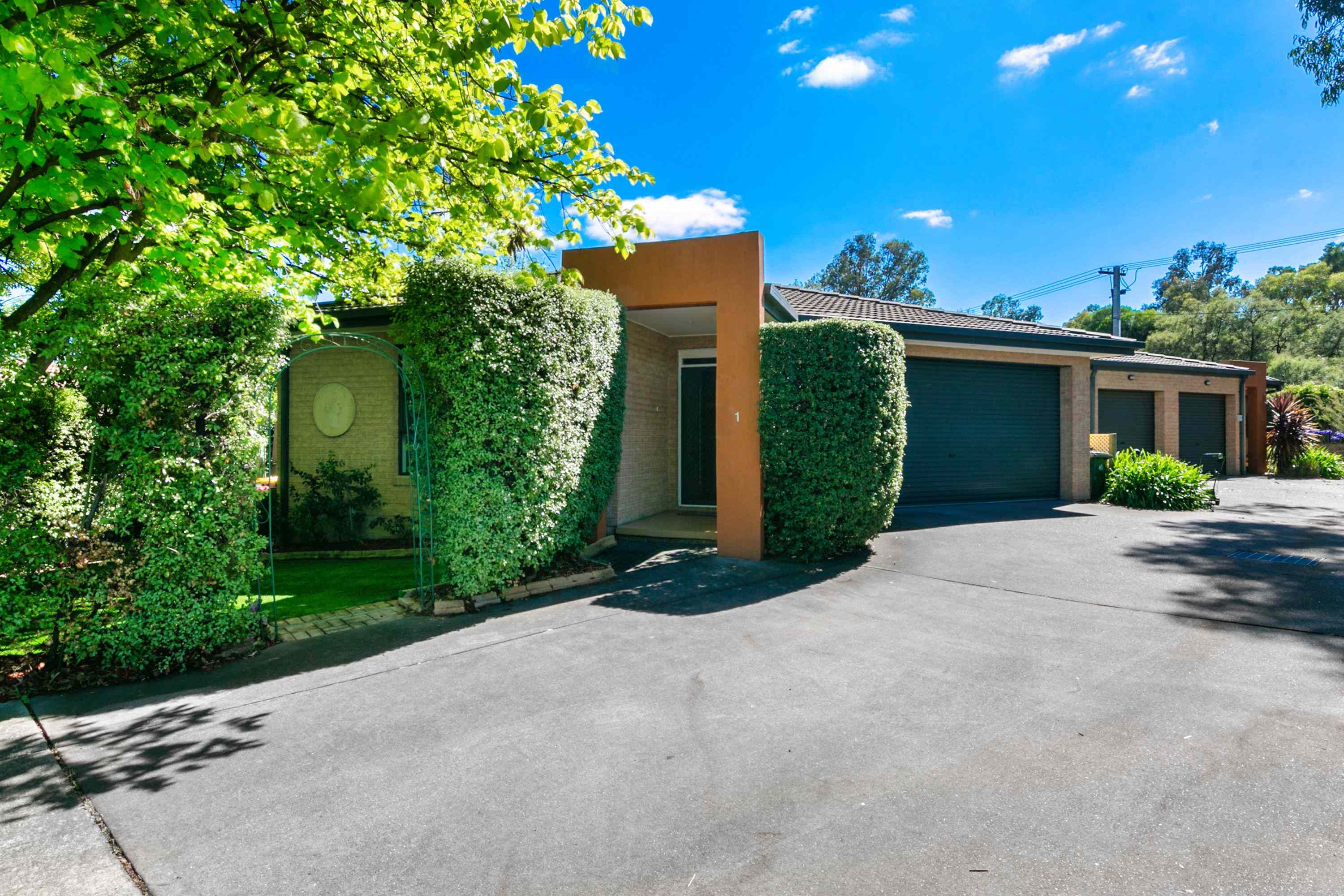 Home For Rent: ACT Weetangera, ACT 2614 Townhouse | Prop-GPT the AI-Powered Property Portal