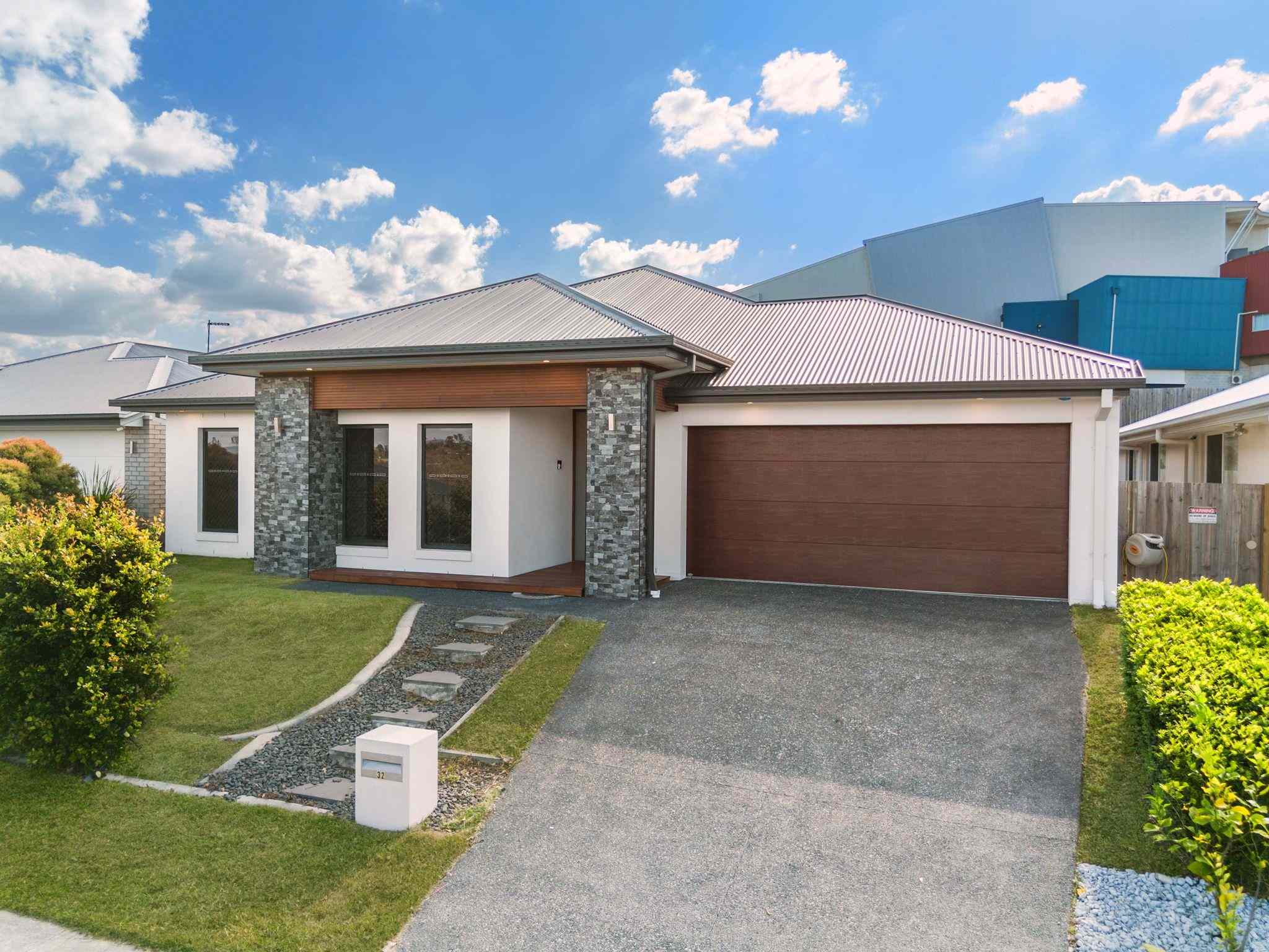 Prop-GPT: House: QLD South Ripley, QLD 4306 Home For Rent