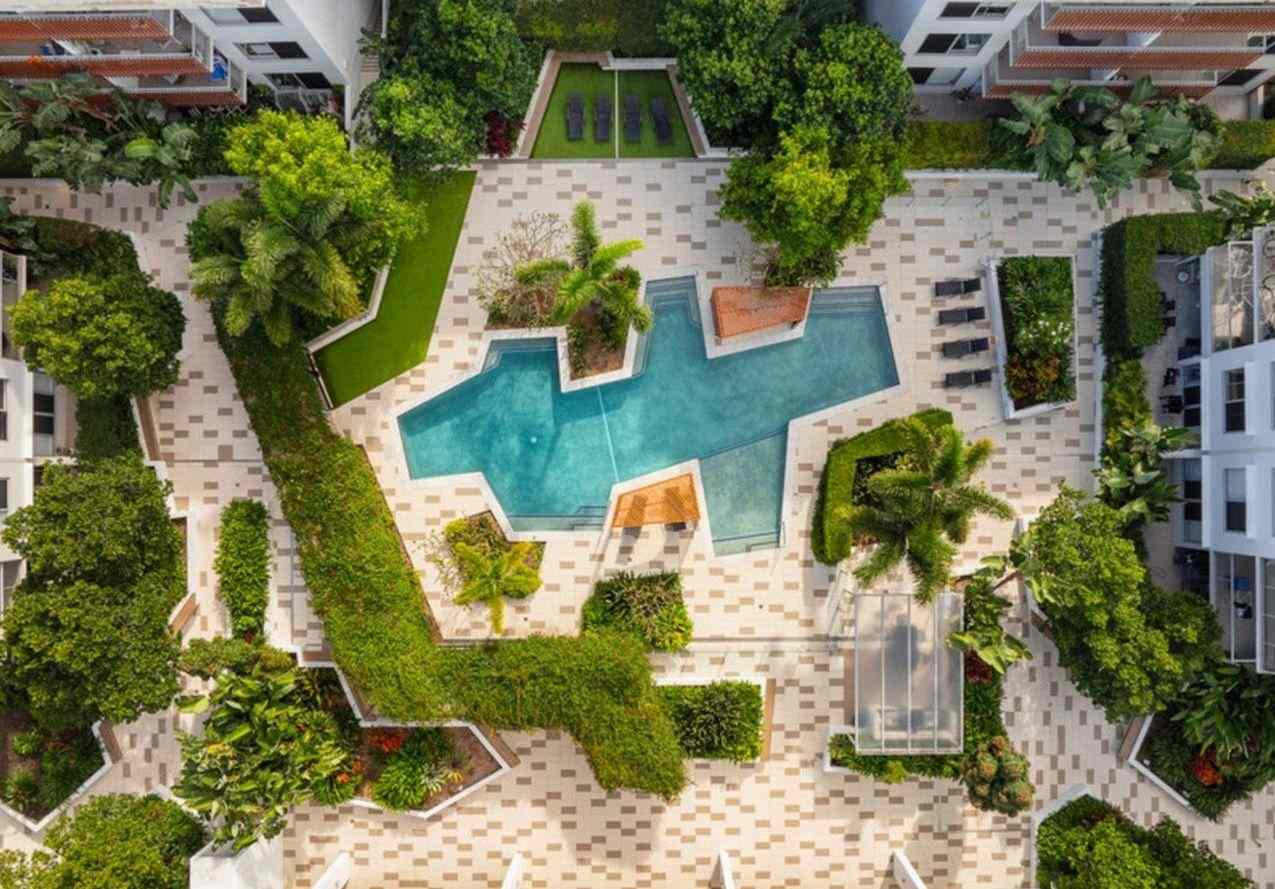 Home For Rent: QLD Bundall, QLD 4217 Unit | Prop-GPT the AI-Powered Property Portal