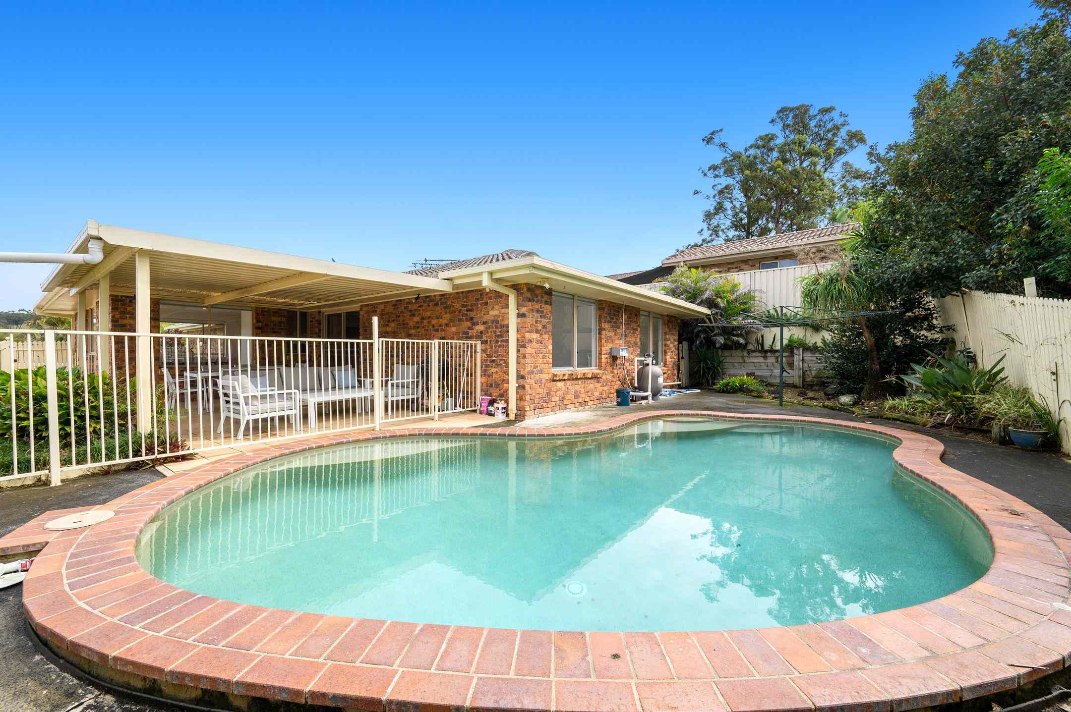 Home For Rent: QLD Molendinar, QLD 4214 House | Prop-GPT the AI-Powered Property Portal