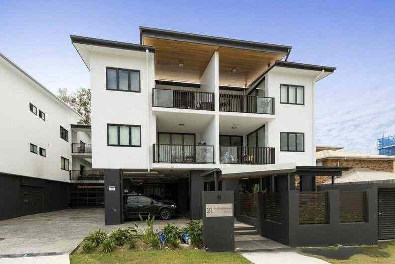 Queensland 4104: QLD Yeronga, QLD 4104 Property | Prop-GPT the AI-Powered Property Portal