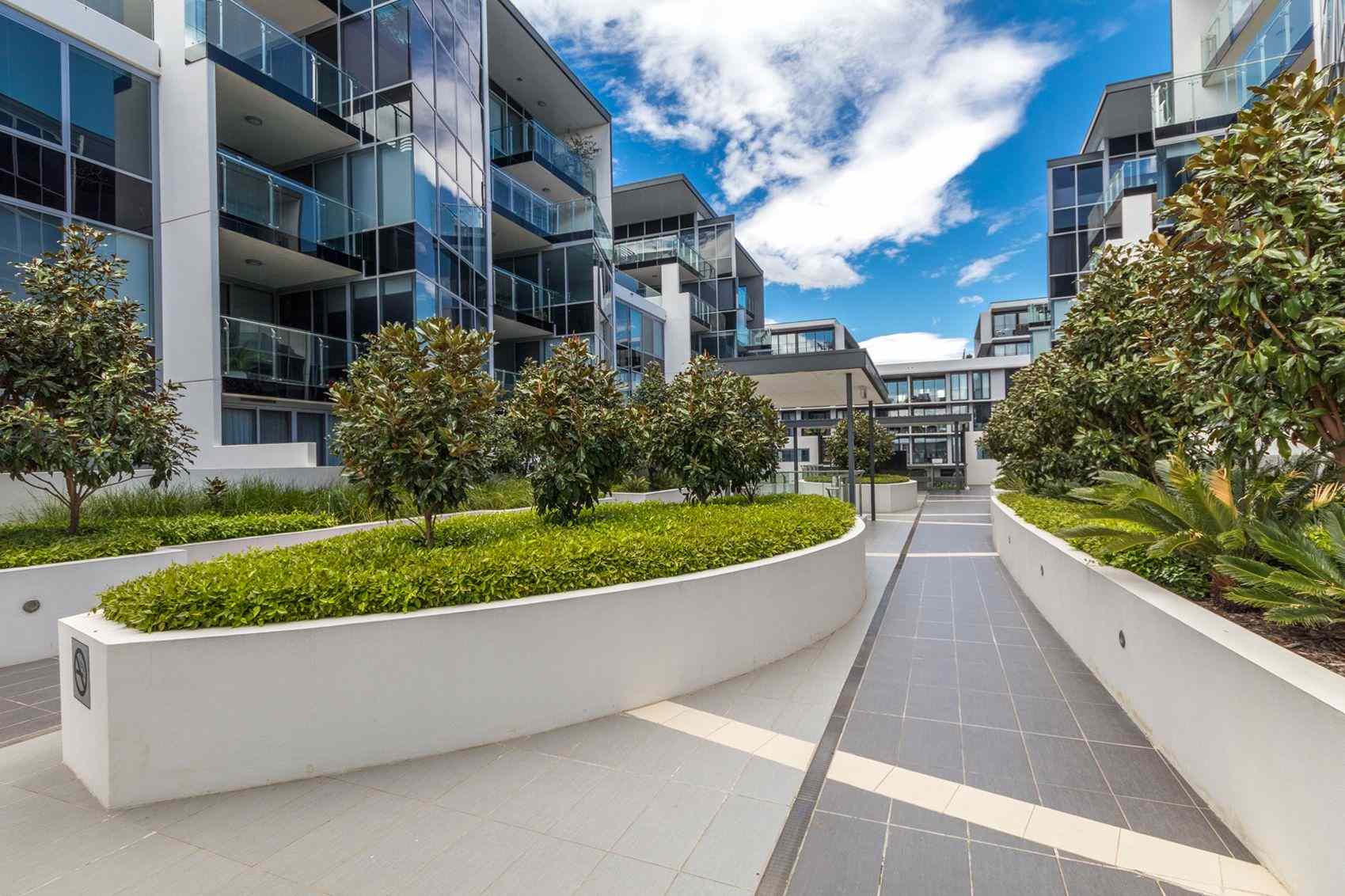 Prop-GPT: Apartment: ACT Kingston, ACT 2604 Home For Rent