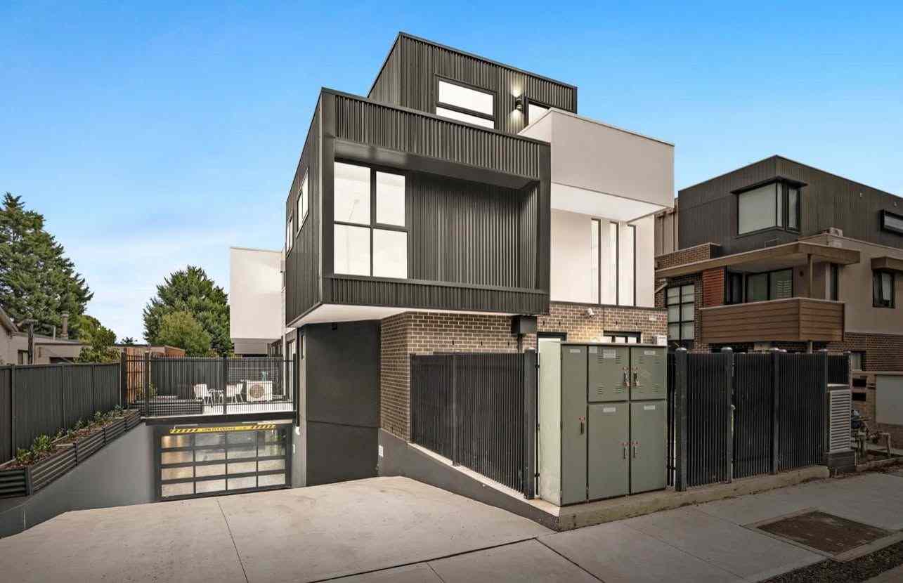 Home For Rent: VIC Bellfield, VIC 3081 Townhouse | Prop-GPT the AI-Powered Property Portal