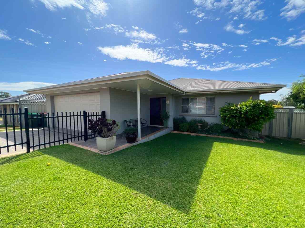 Home For Rent: NSW Parkes, NSW 2870 House | Prop-GPT the AI-Powered Property Portal